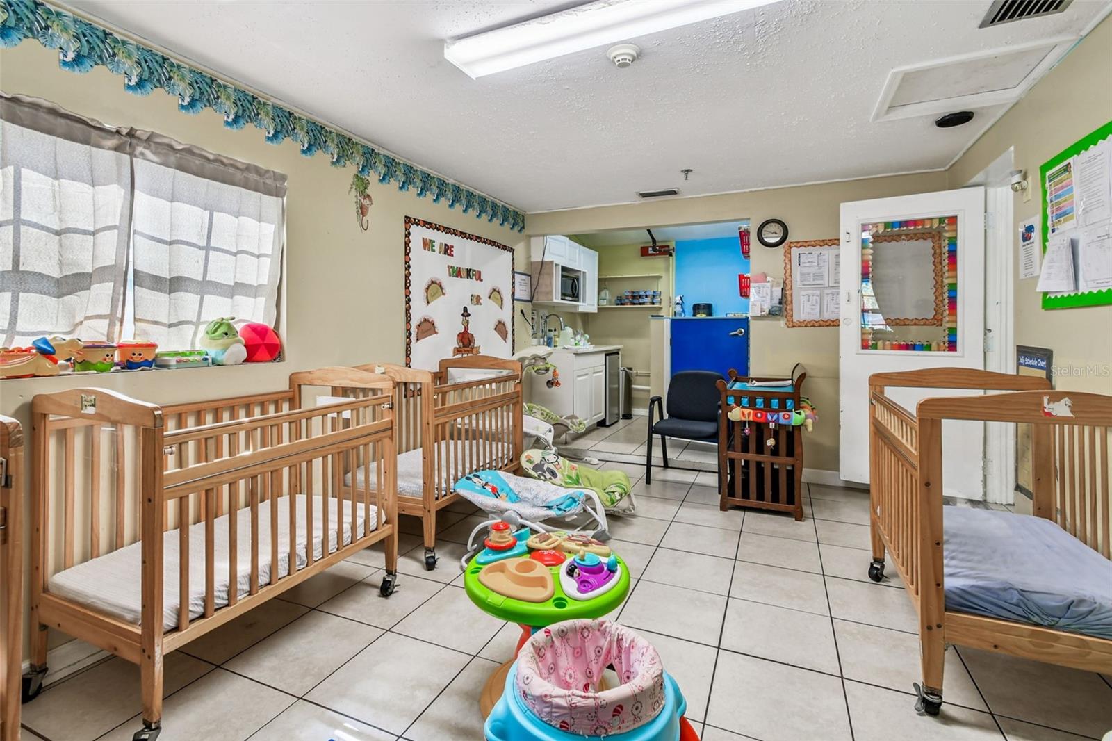 9912 N MYRTLE ST, TAMPA, FL — photo 16