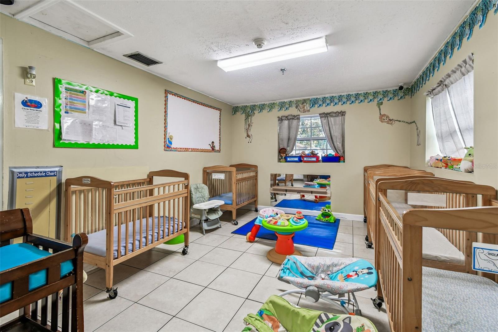 9912 N MYRTLE ST, TAMPA, FL — photo 18