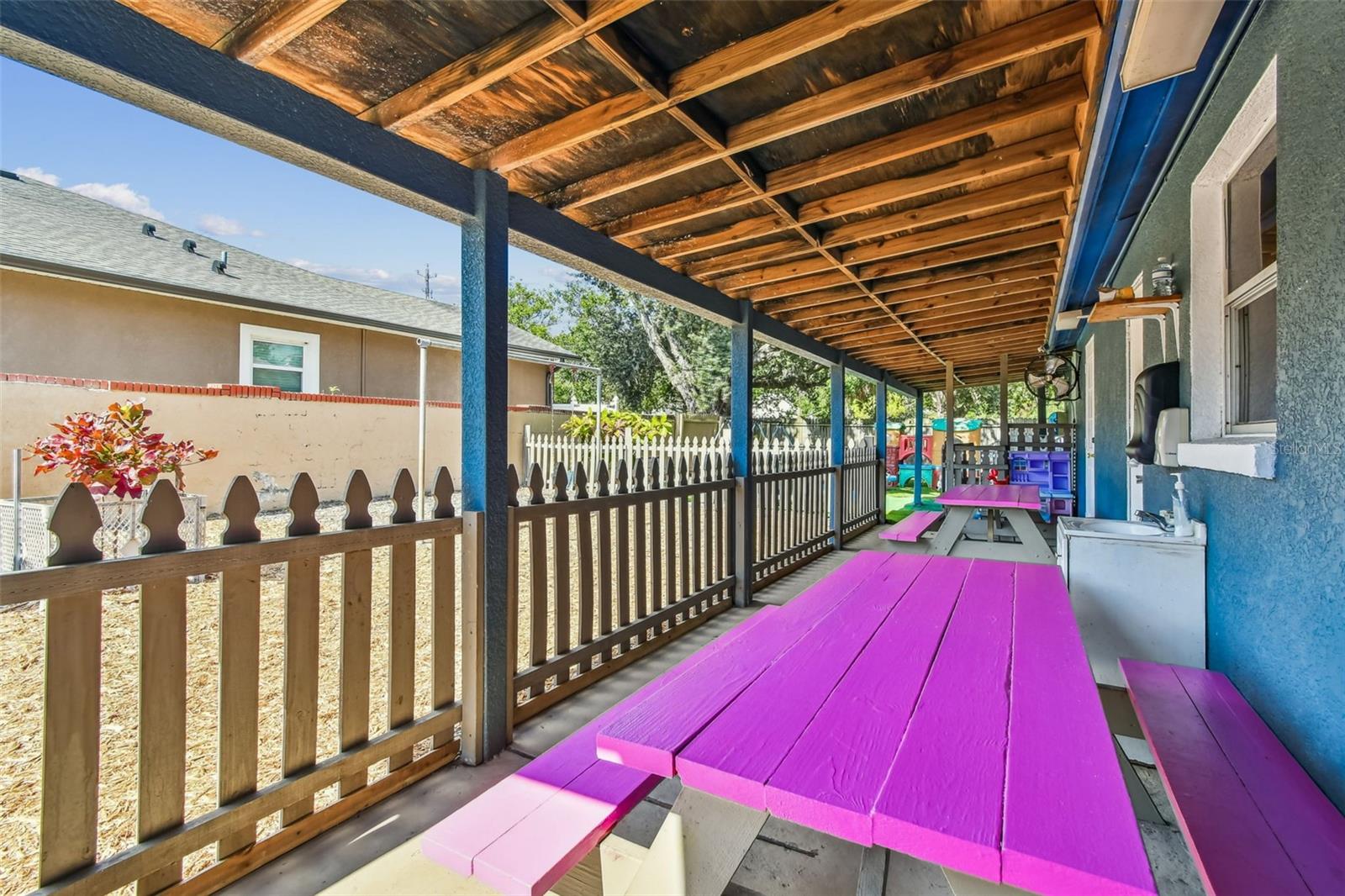 9912 N MYRTLE ST, TAMPA, FL — photo 32