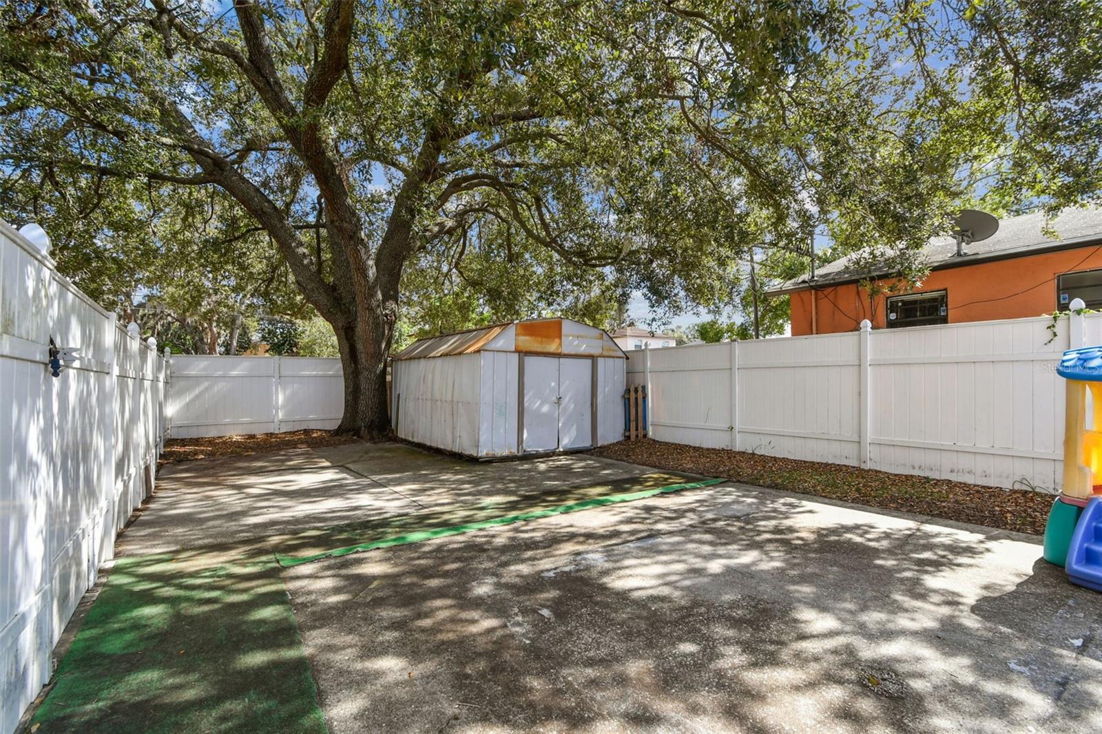 9912 N MYRTLE ST, TAMPA, FL — photo 37