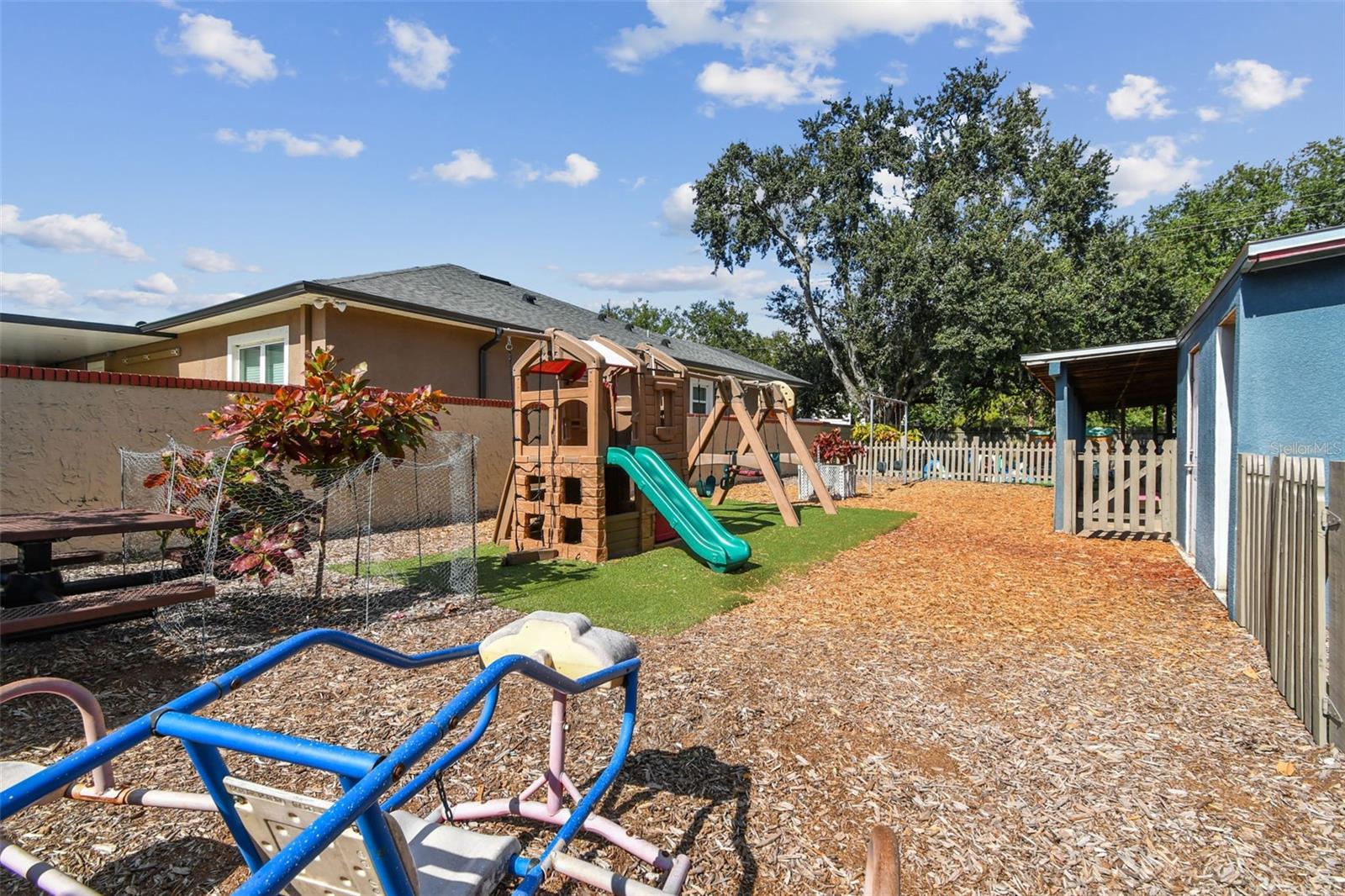 9912 N MYRTLE ST, TAMPA, FL — photo 40