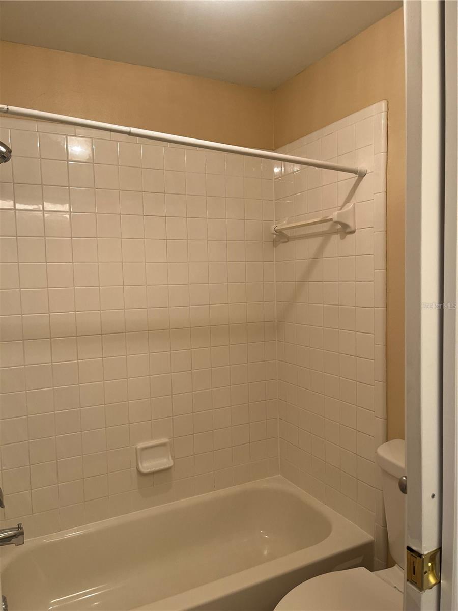 14560 LAGUNA BEACH CIR, ORLANDO, FL — photo 43