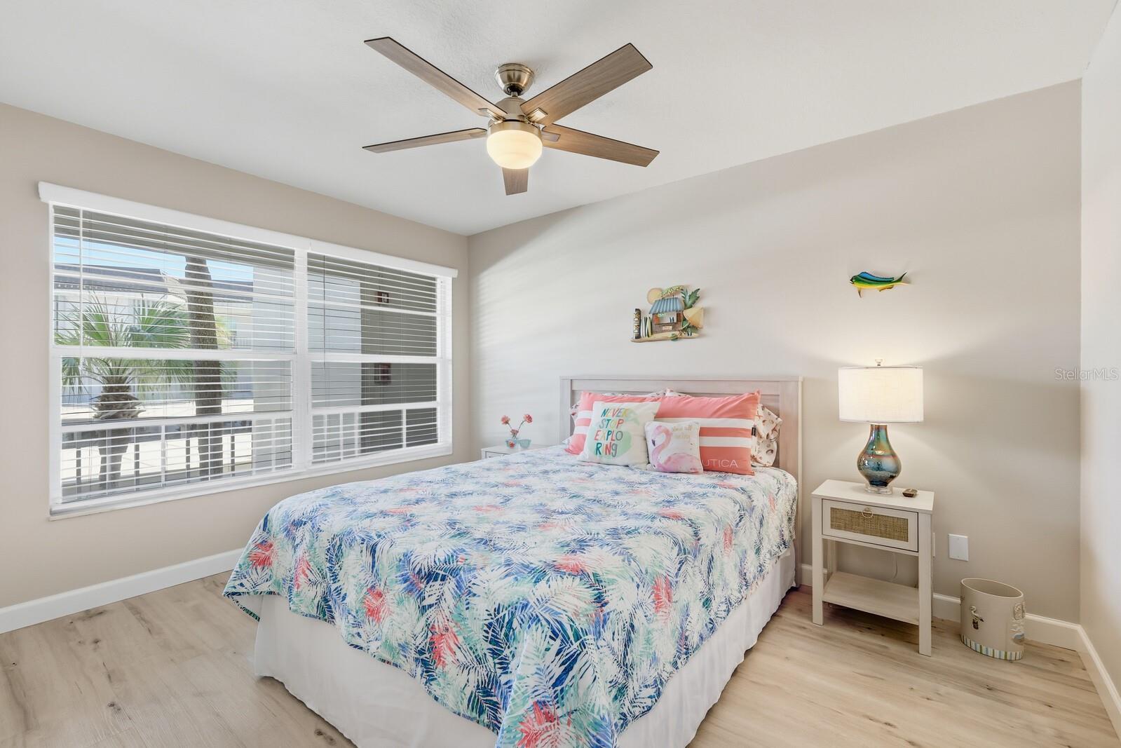 4380 EXETER DR #H202, LONGBOAT KEY, FL — photo 22