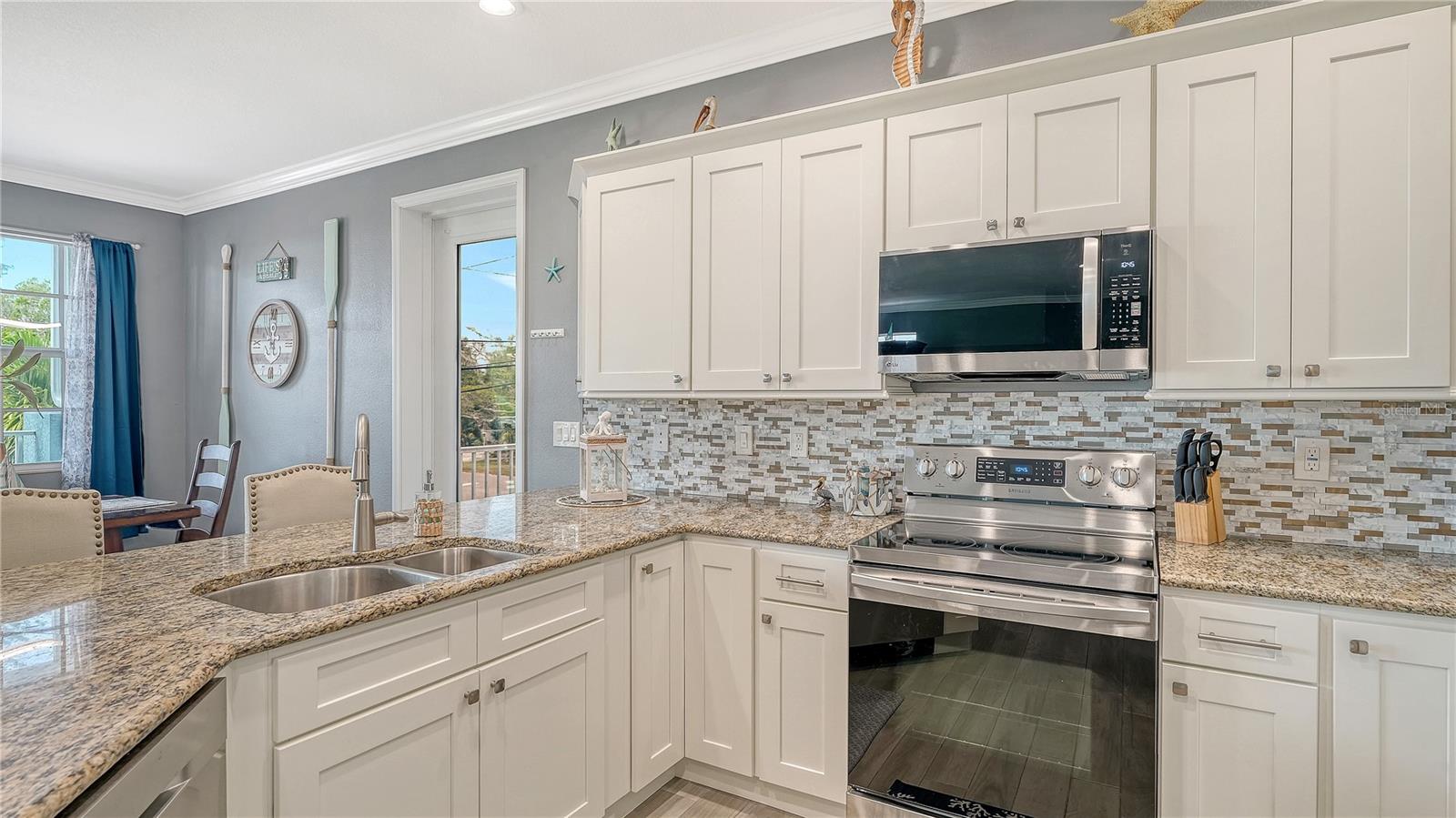 2317 AVENUE C #300, BRADENTON BEACH, FL — photo 15