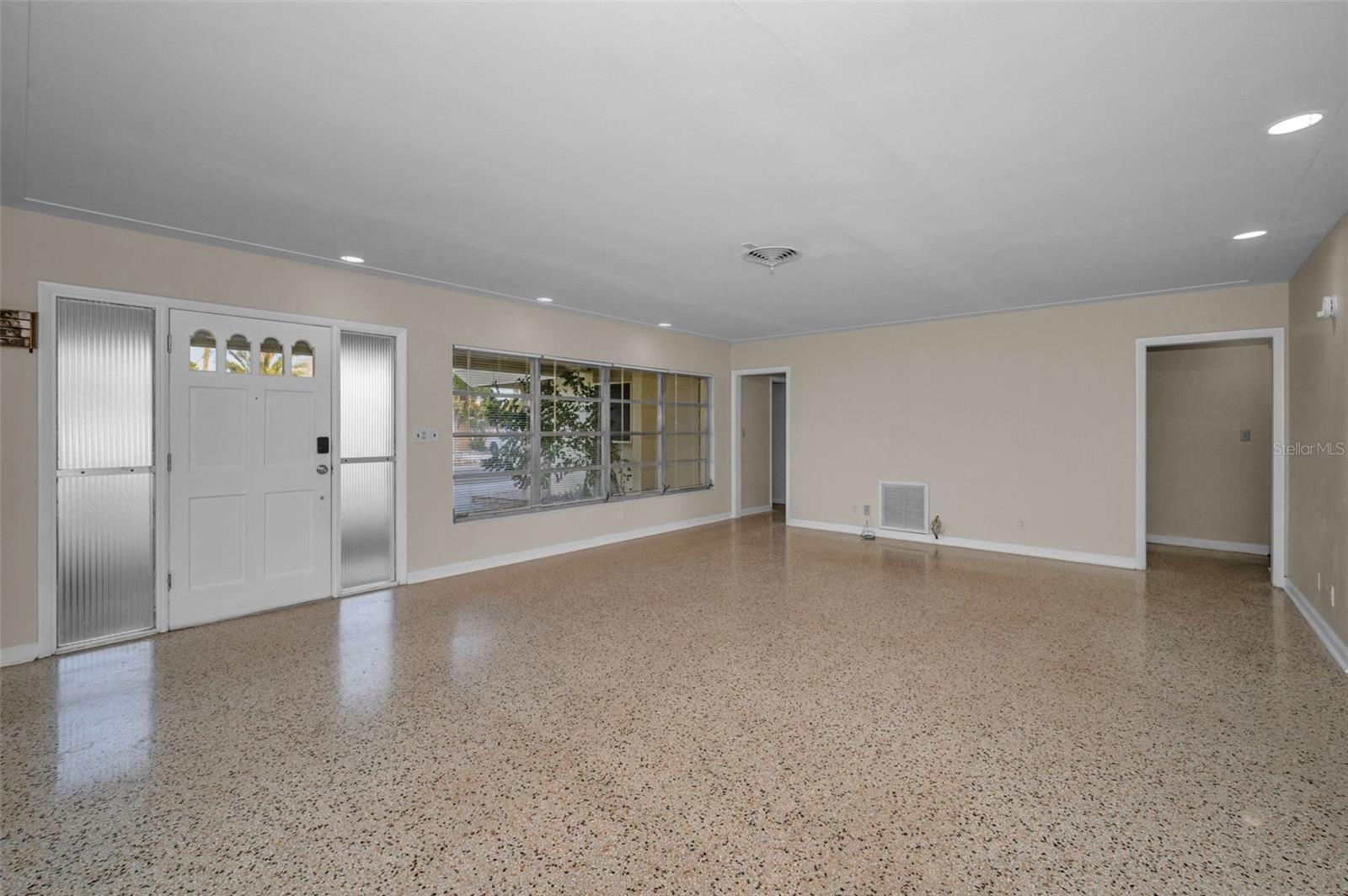 130 60TH AVE, ST PETE BEACH, FL — photo 4