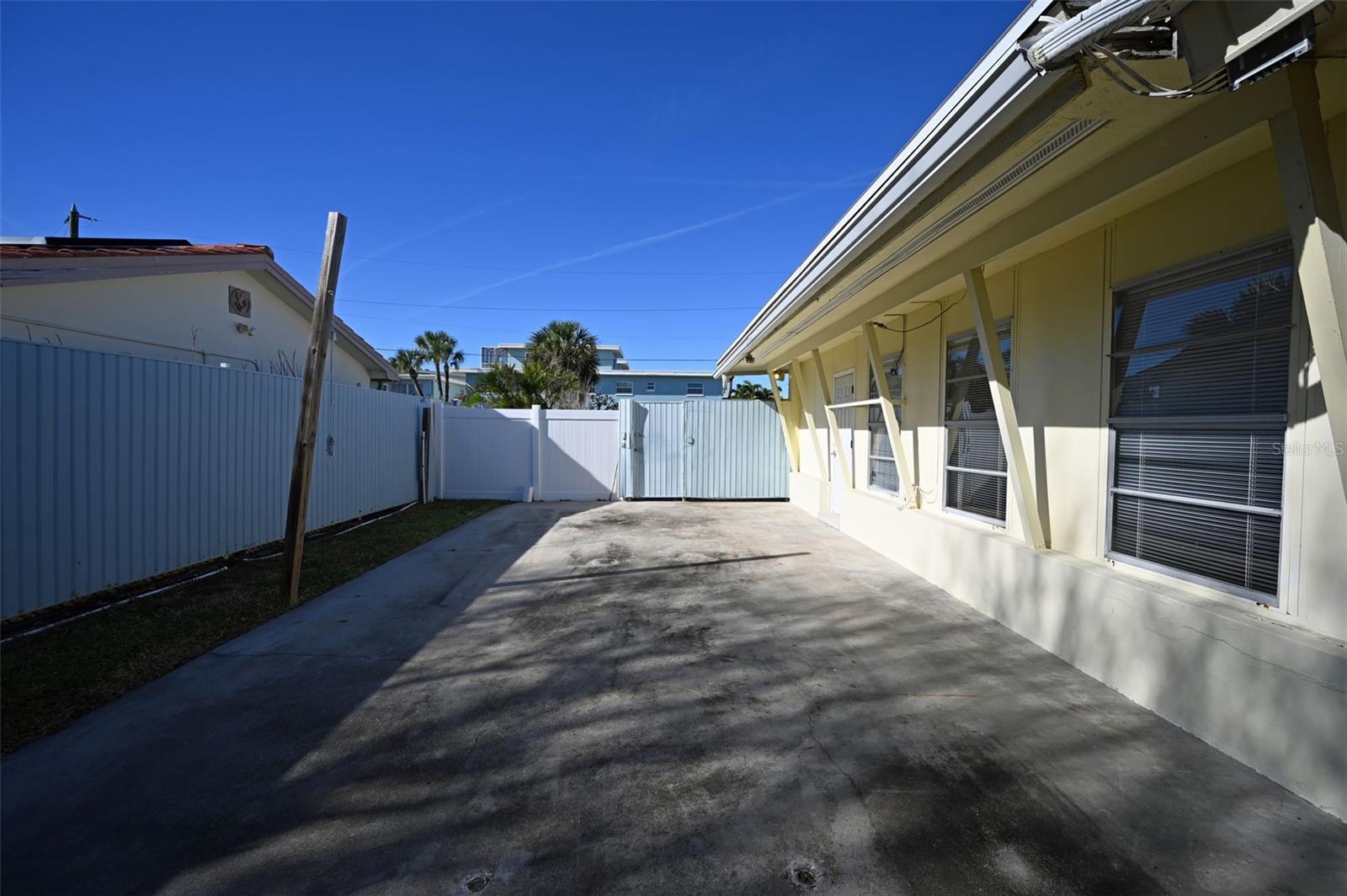 130 60TH AVE, ST PETE BEACH, FL — photo 25