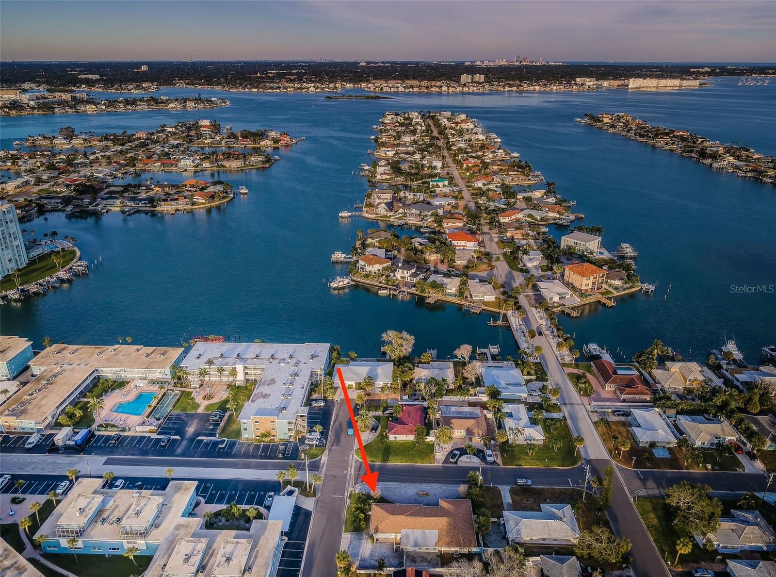 130 60TH AVE, ST PETE BEACH, FL — photo 32