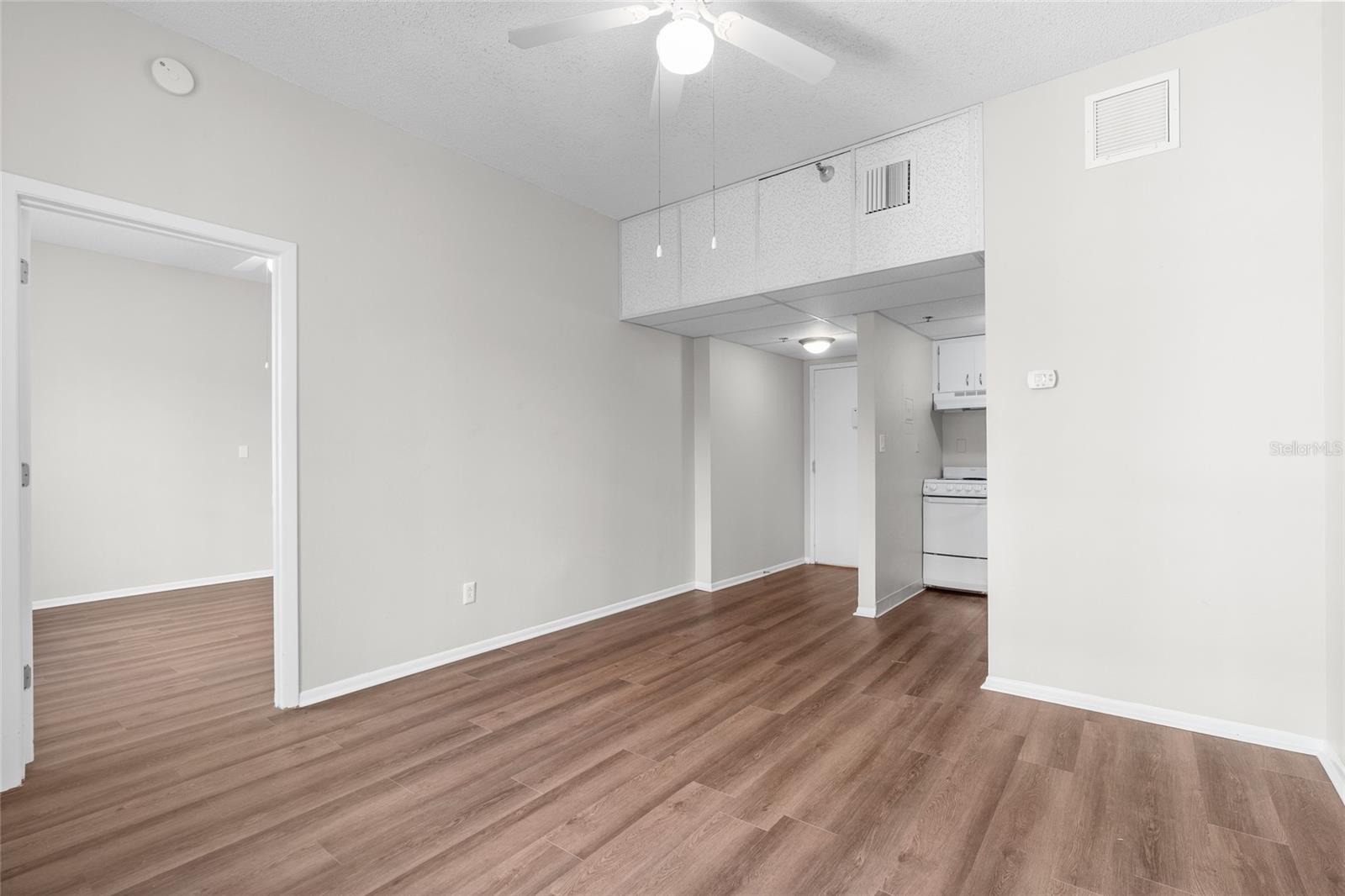 411 1ST AVE N #702, ST PETERSBURG, FL — photo 15