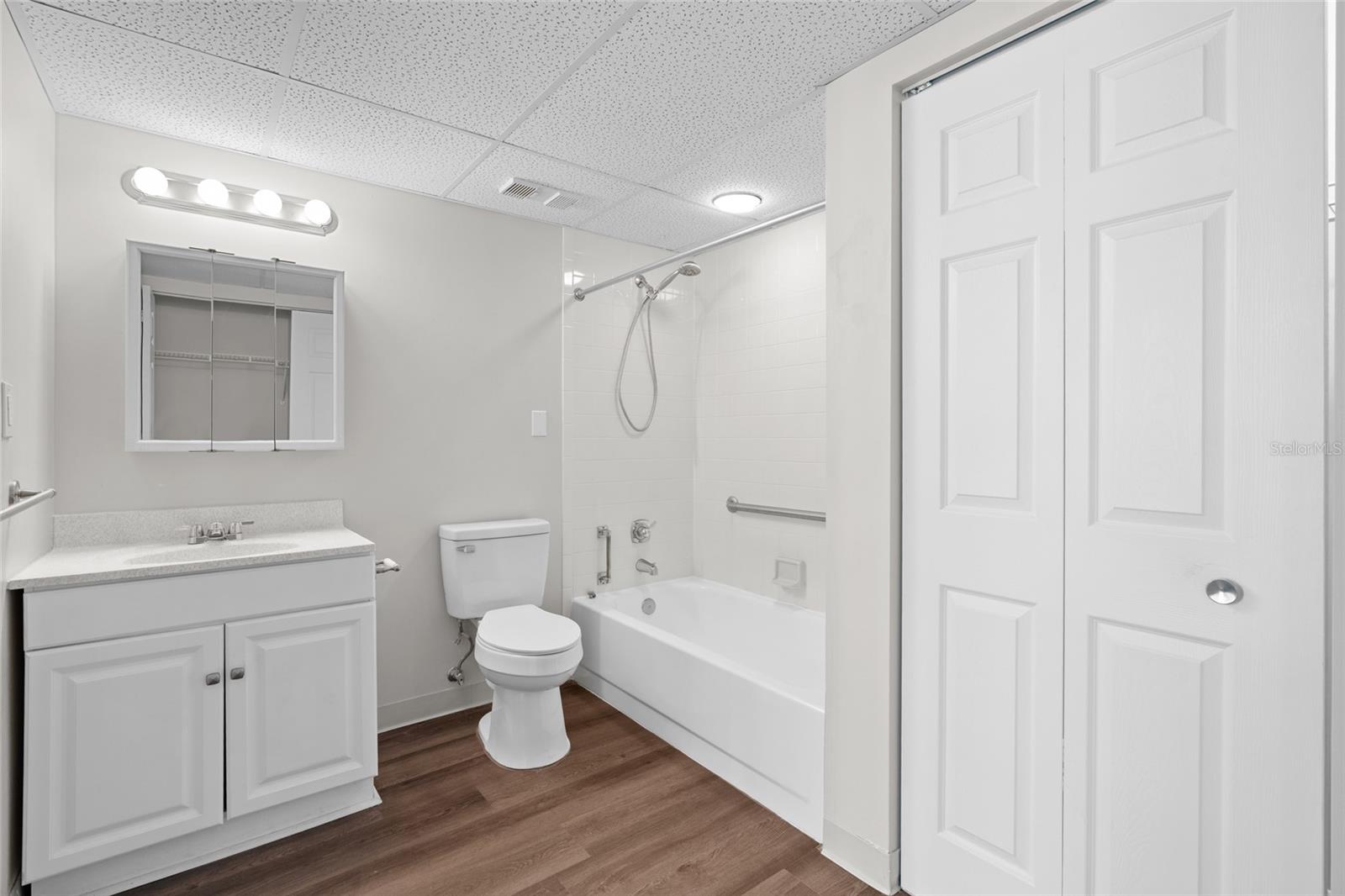 411 1ST AVE N #702, ST PETERSBURG, FL — photo 26