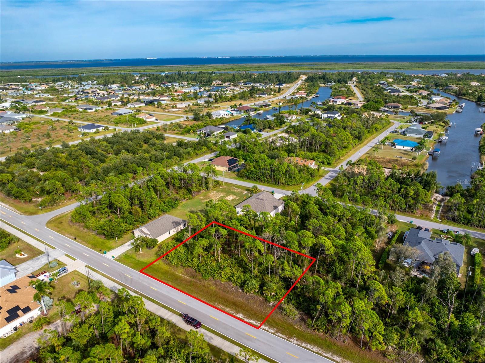 9412 HALLENDALE DR, PORT CHARLOTTE, FL