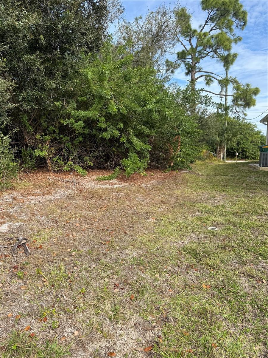 7483 REGINA DR, ENGLEWOOD, FL — photo 4