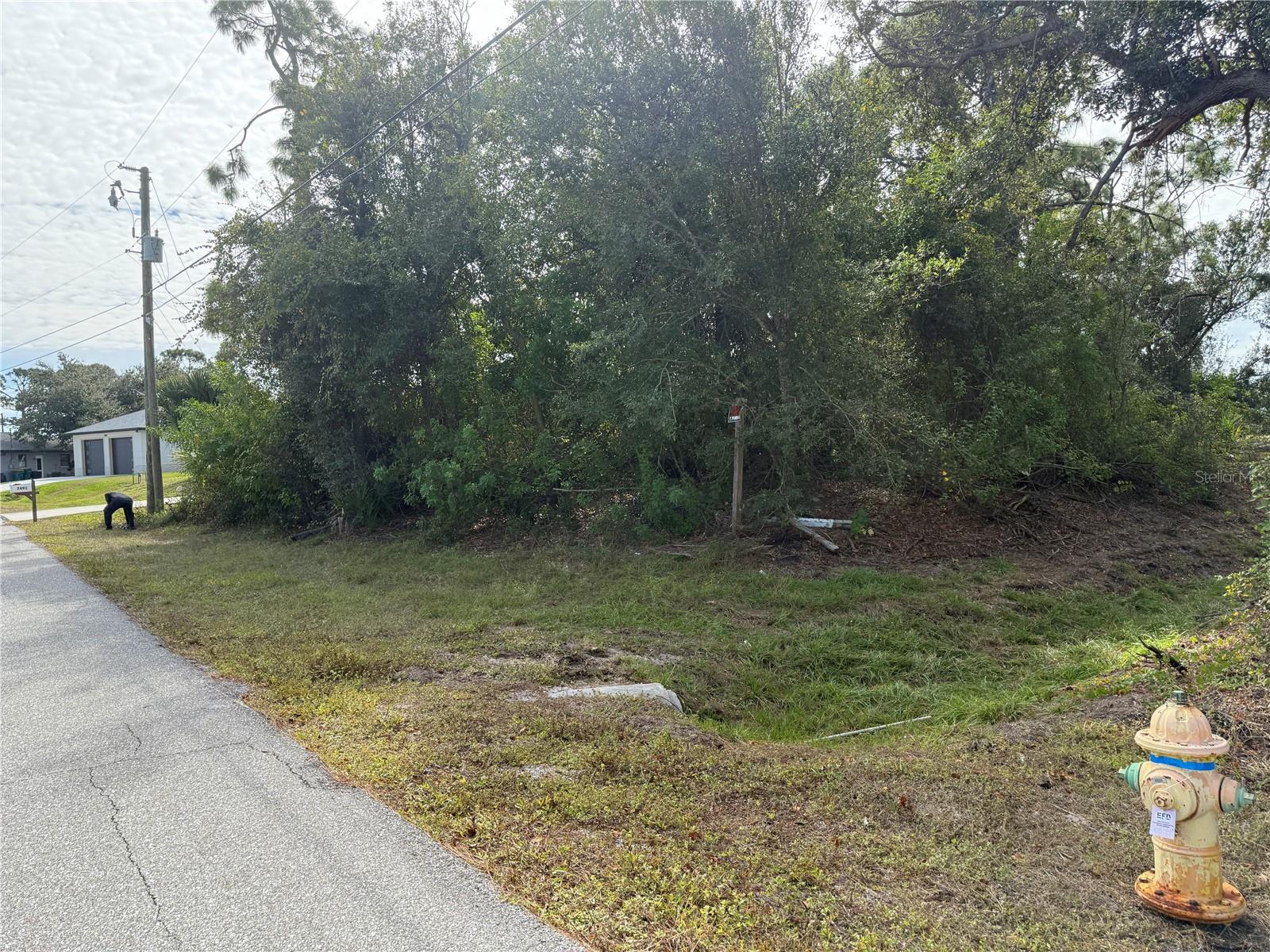 7483 REGINA DR, ENGLEWOOD, FL — photo 5