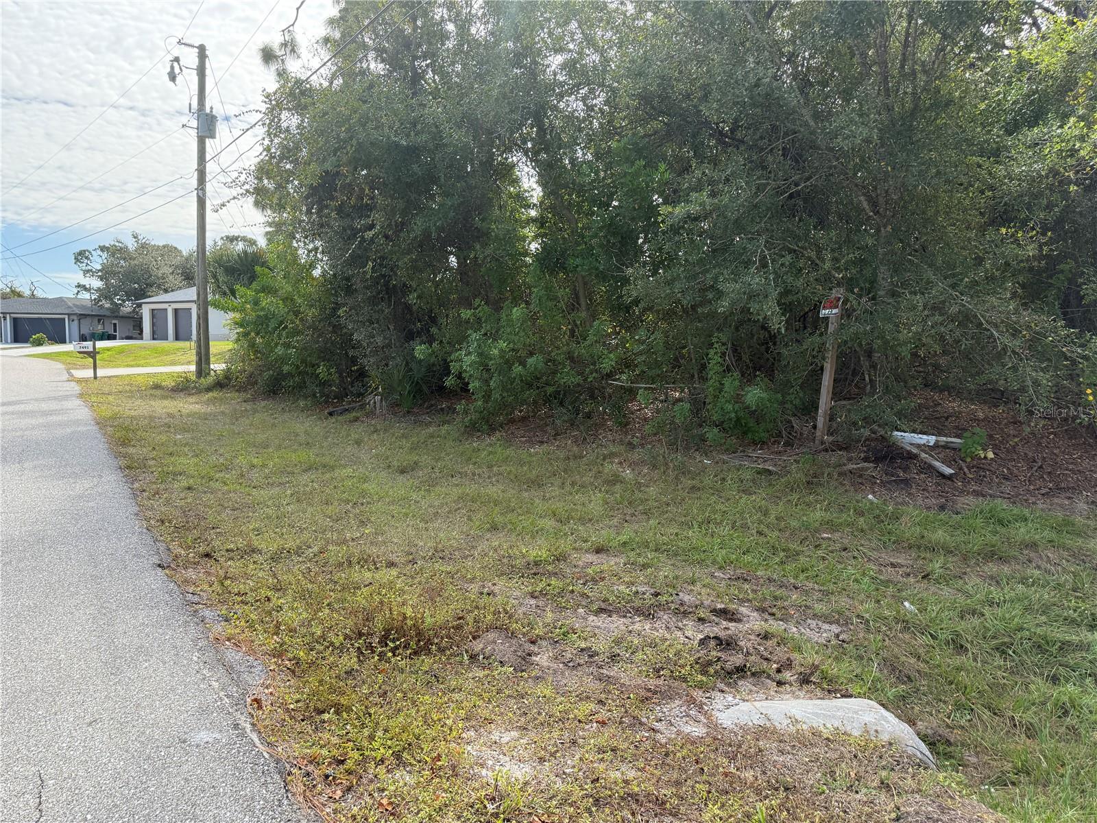 7483 REGINA DR, ENGLEWOOD, FL — photo 7