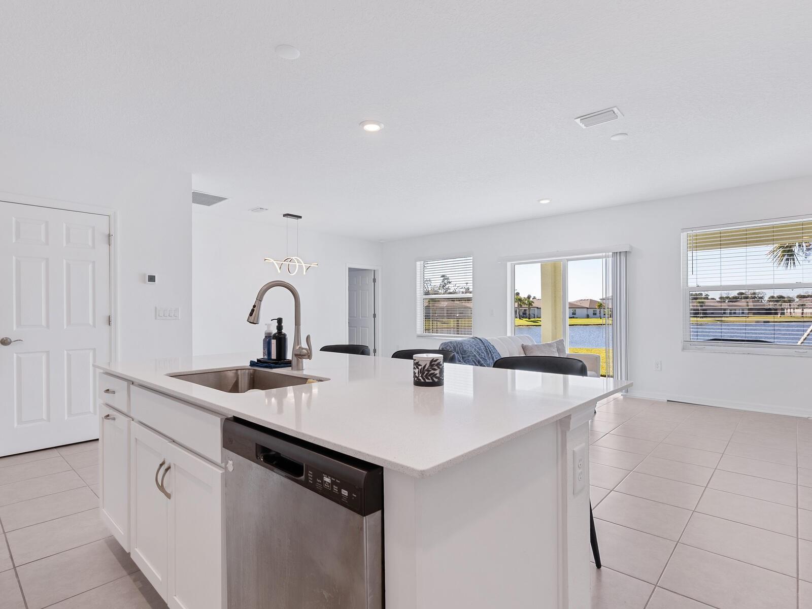 9975 LAST LIGHT GLN, PARRISH, FL — photo 15