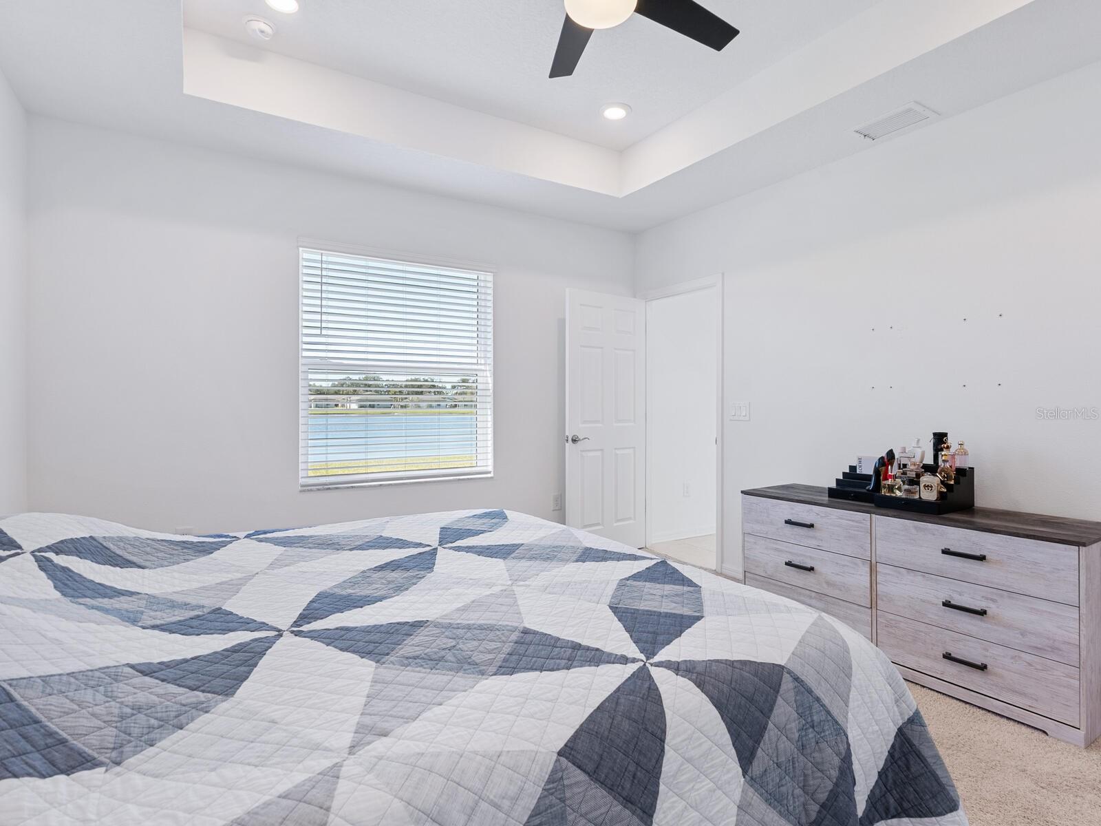 9975 LAST LIGHT GLN, PARRISH, FL — photo 17