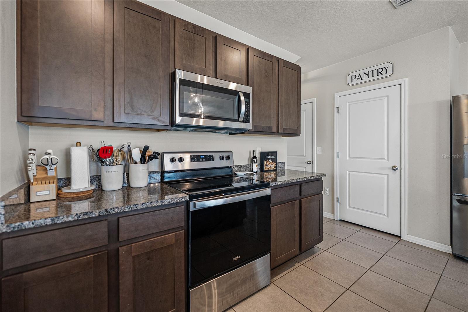 10951 PENNY GALE LOOP, SAN ANTONIO, FL — photo 17