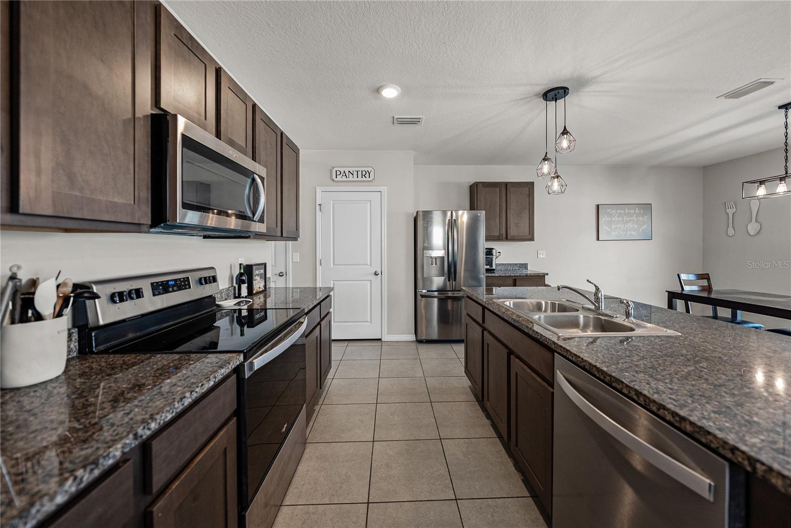 10951 PENNY GALE LOOP, SAN ANTONIO, FL — photo 18
