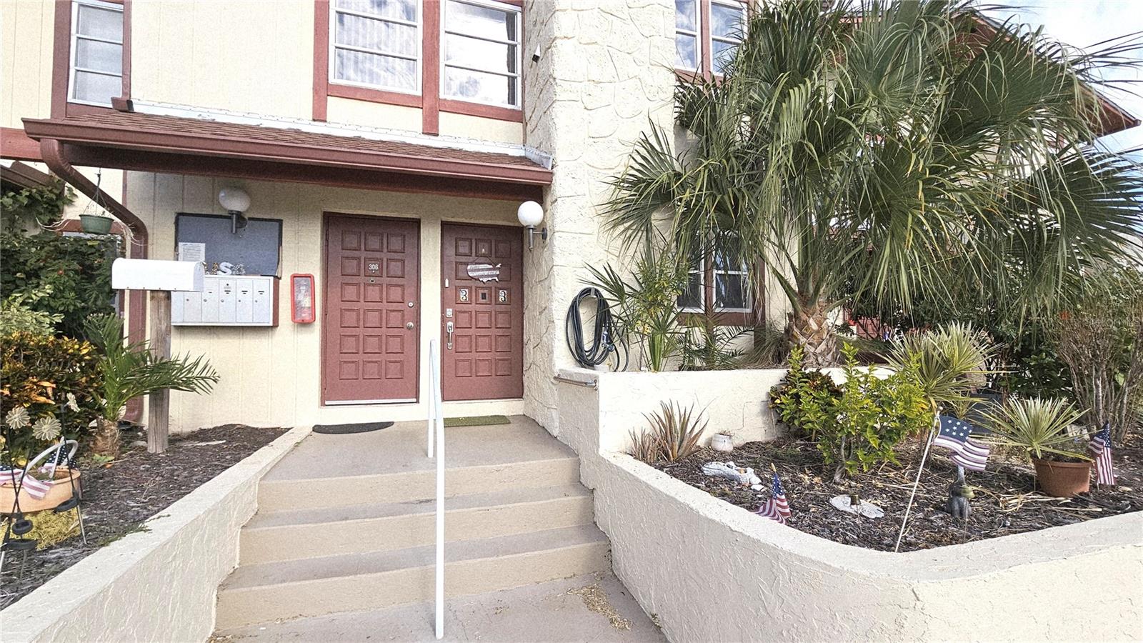 93 BOUNDARY BLVD #303, ROTONDA WEST, FL — photo 2