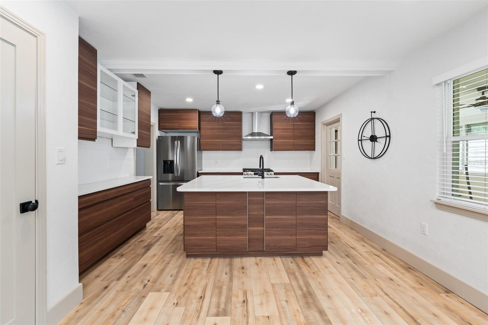 815 NE 12TH AVE, GAINESVILLE, FL — photo 9