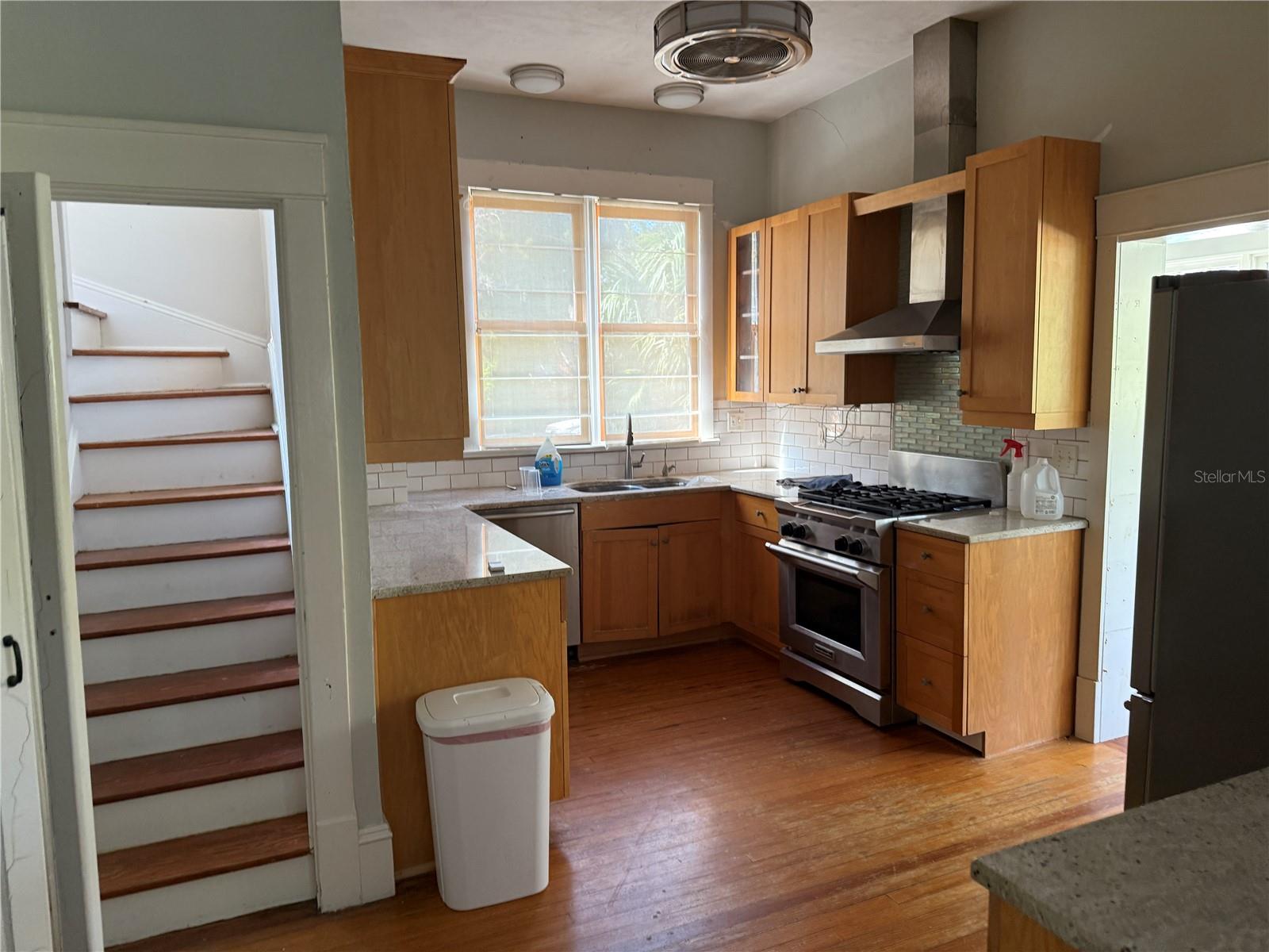 404 NE 10TH AVE, GAINESVILLE, FL — photo 10
