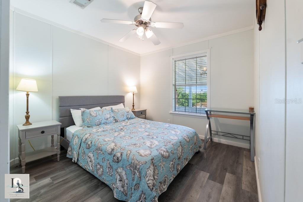 5209 WESTERN DR, ST JAMES CITY, FL — photo 13