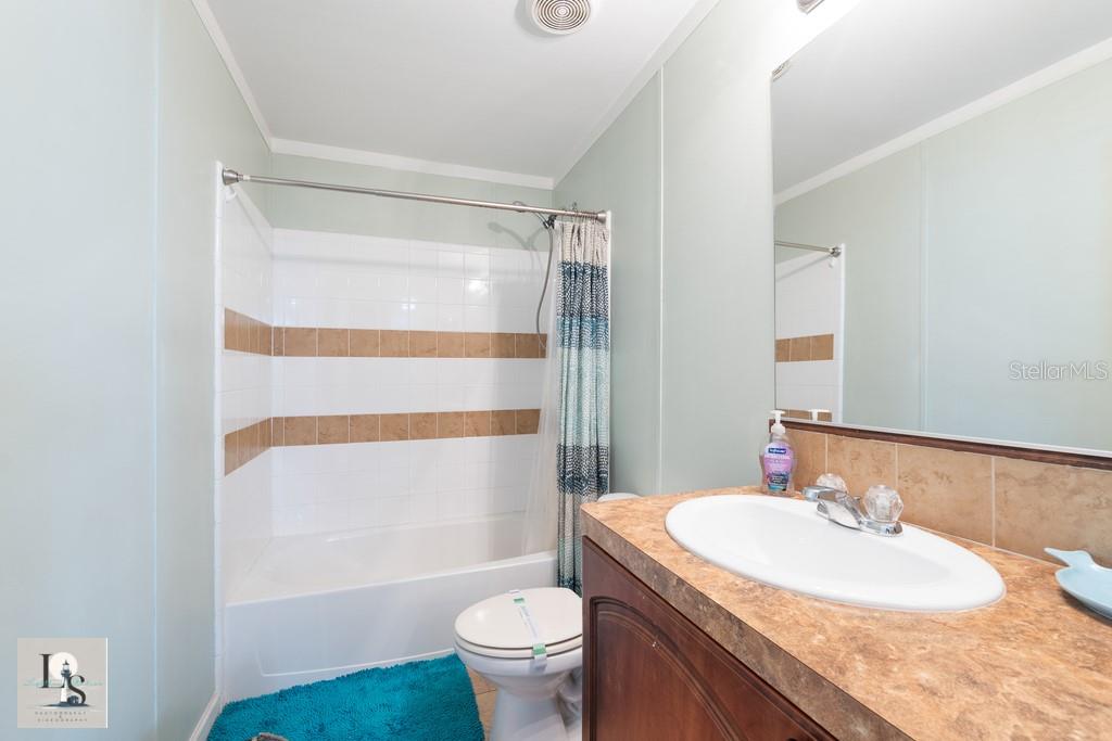 5209 WESTERN DR, ST JAMES CITY, FL — photo 14