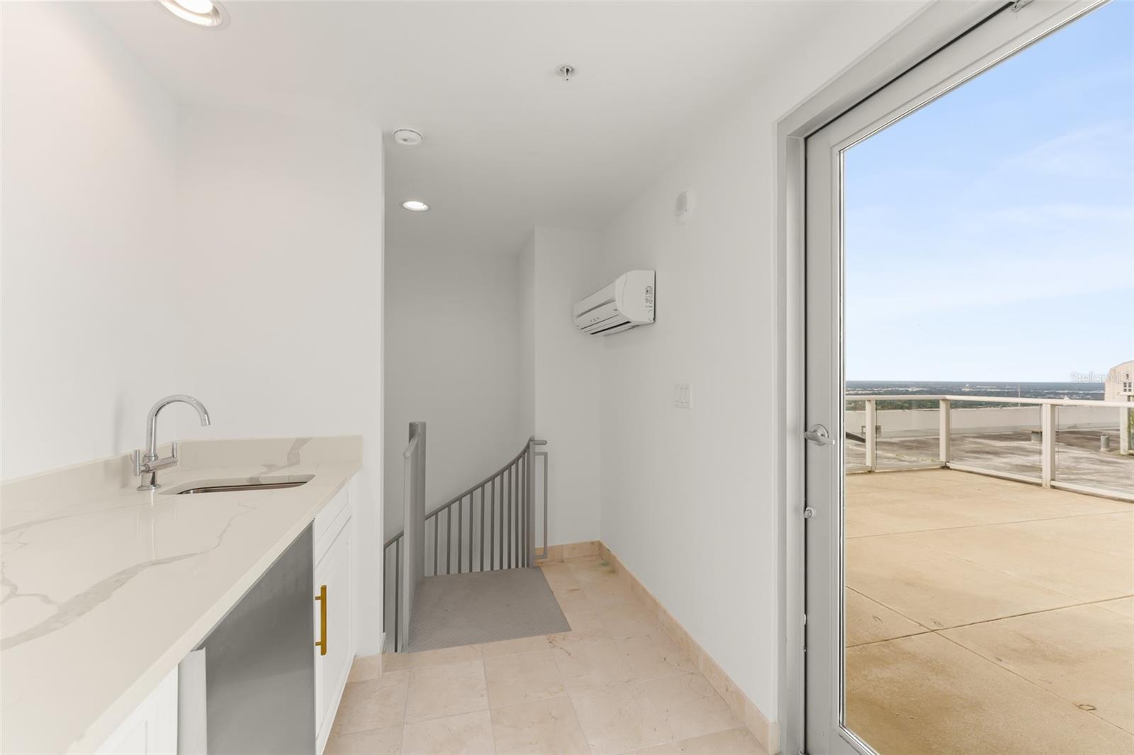 150 E ROBINSON ST #PH3504, ORLANDO, FL — photo 38