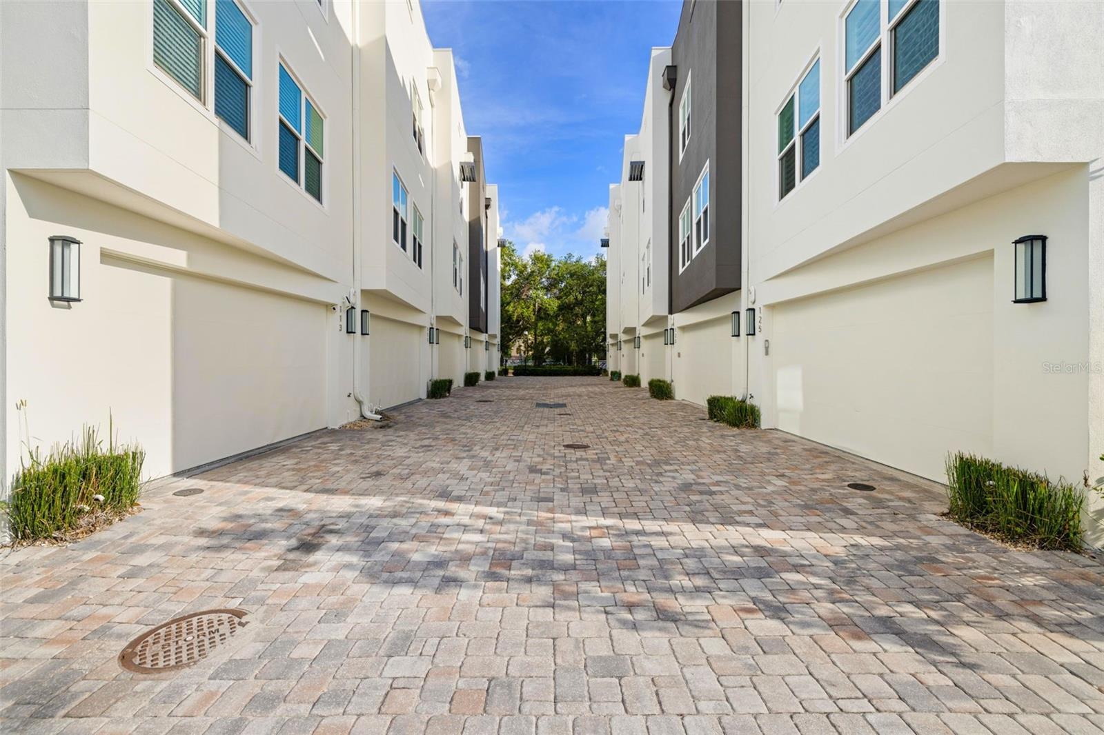 123 5TH AVE N, ST PETERSBURG, FL