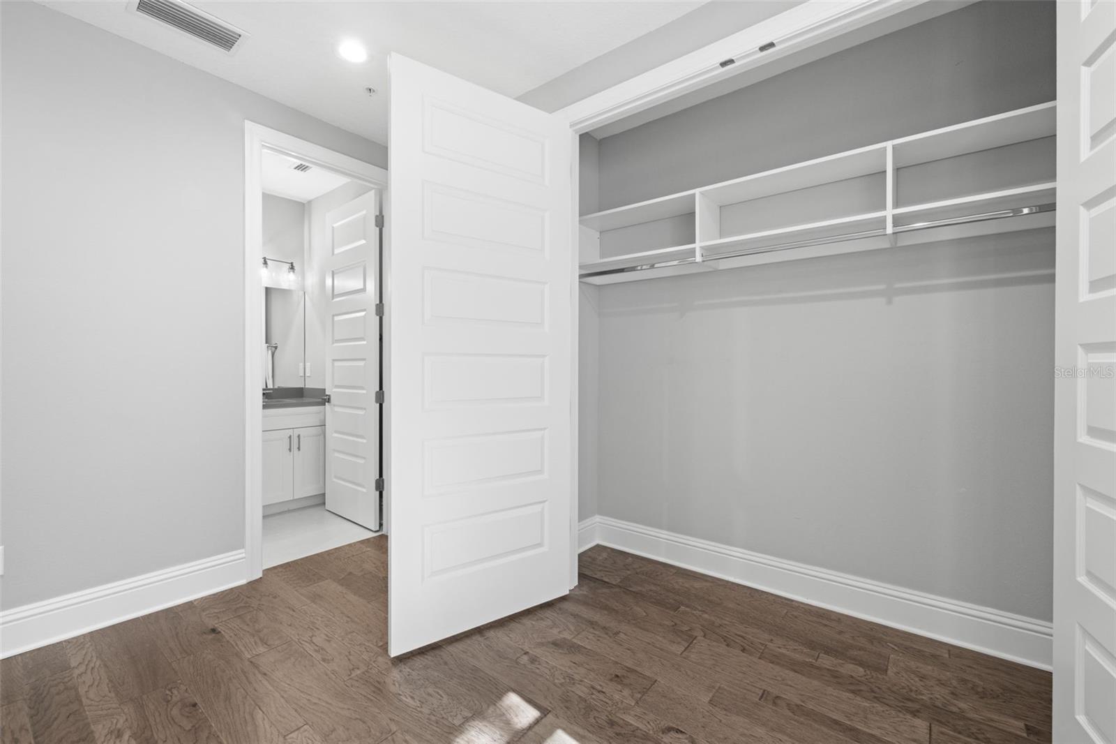 123 5TH AVE N, ST PETERSBURG, FL — photo 23