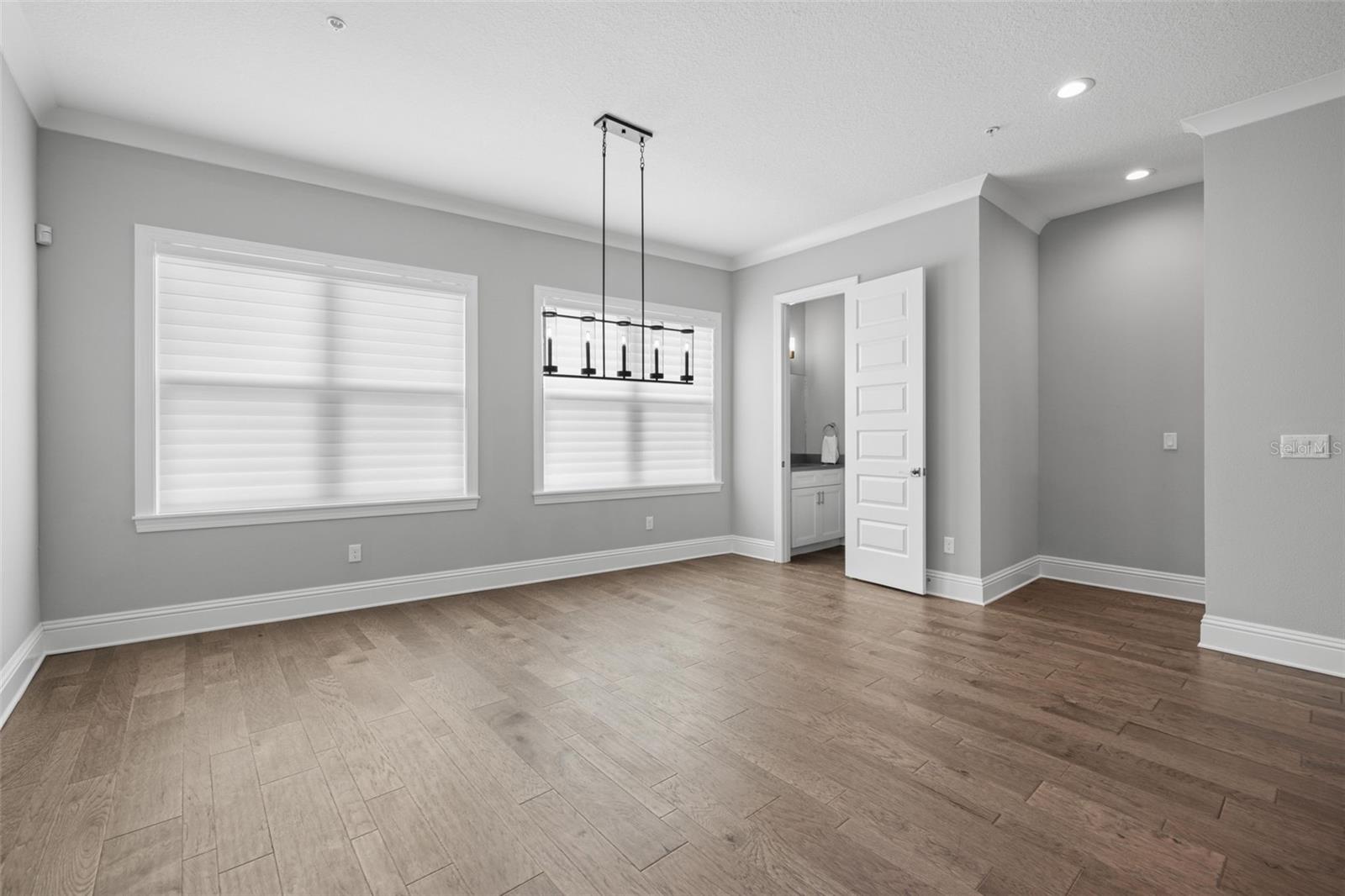 123 5TH AVE N, ST PETERSBURG, FL — photo 16