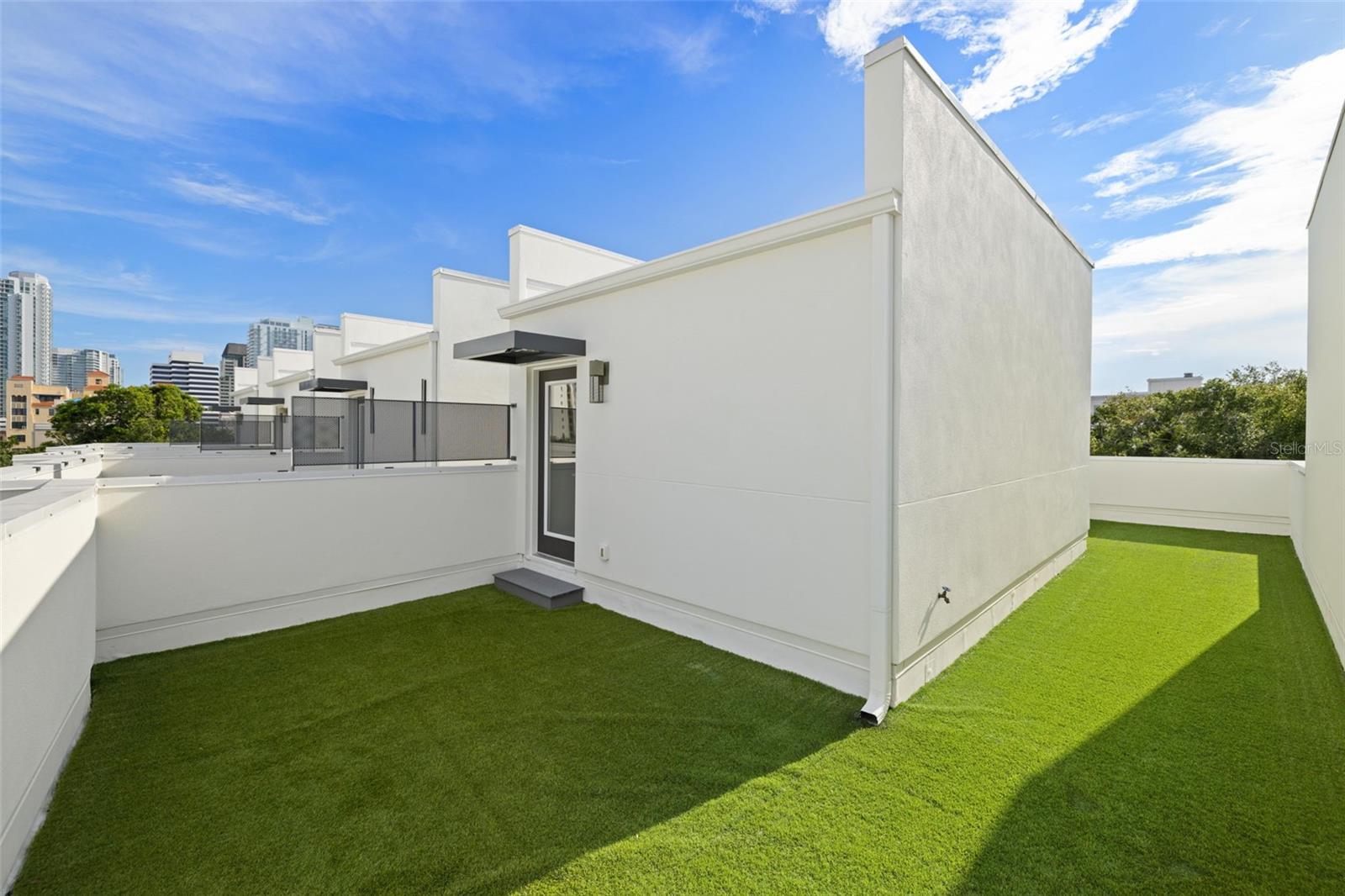 123 5TH AVE N, ST PETERSBURG, FL — photo 48