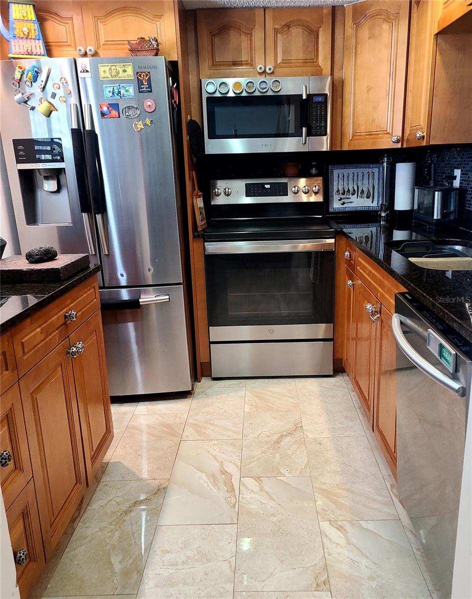 6328 NEWTOWN CIR #28A2, TAMPA, FL — photo 29