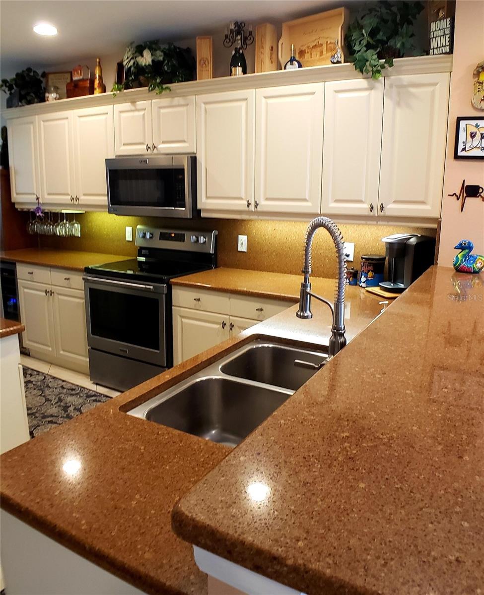5662 WHITEHEAD ST, BRADENTON, FL — photo 40