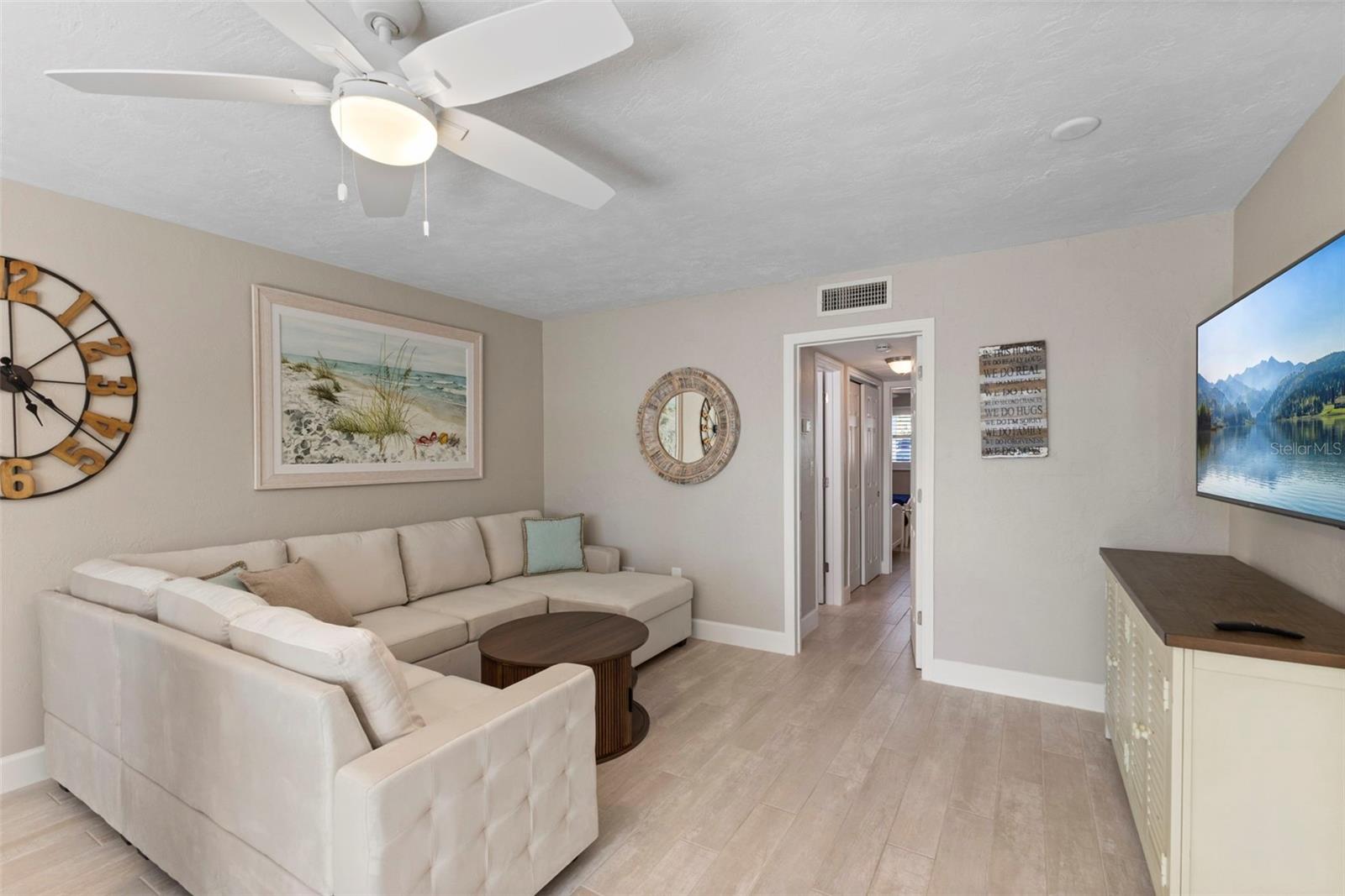 137 AVENIDA MESSINA #1, SARASOTA, FL — photo 4