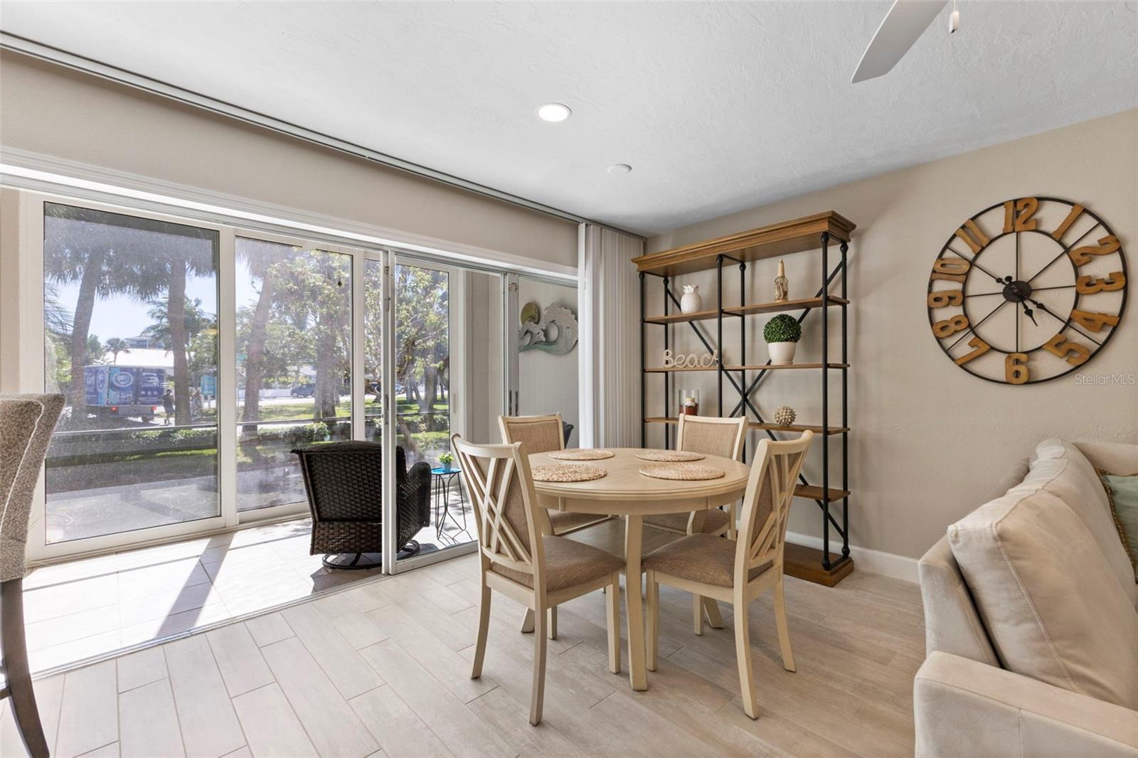 137 AVENIDA MESSINA #1, SARASOTA, FL — photo 7