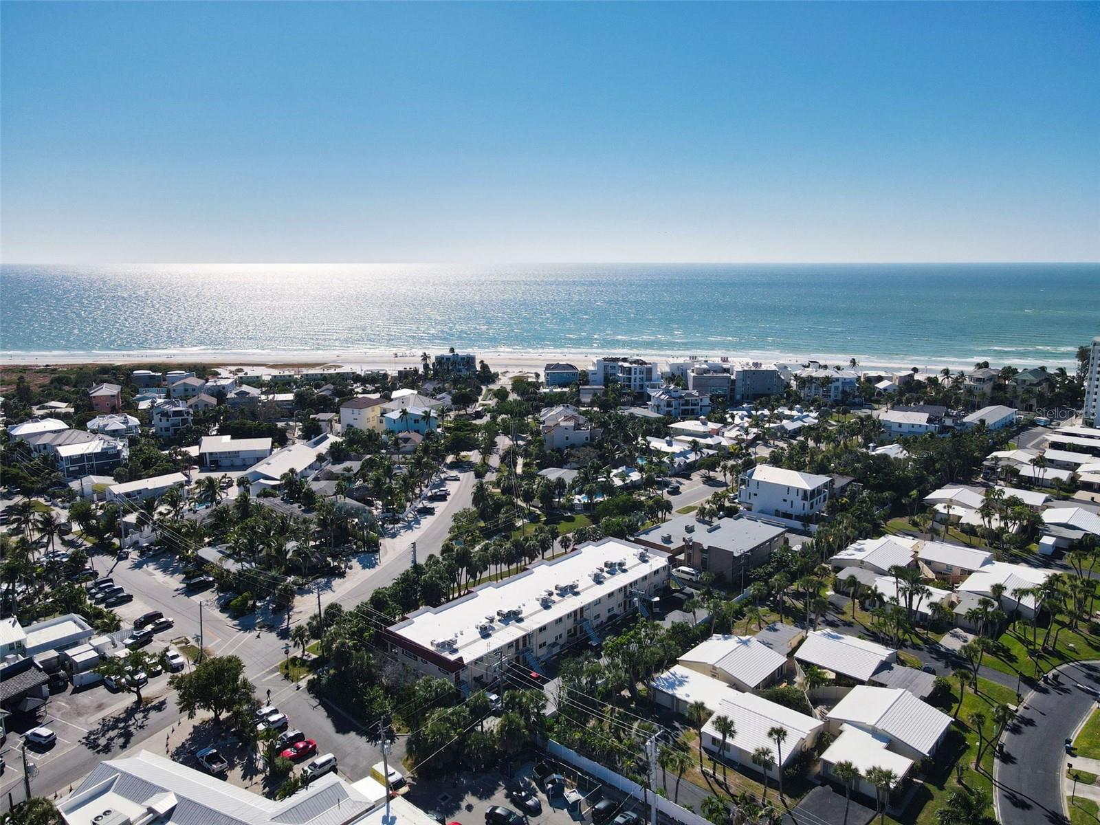 137 AVENIDA MESSINA #1, SARASOTA, FL — photo 42