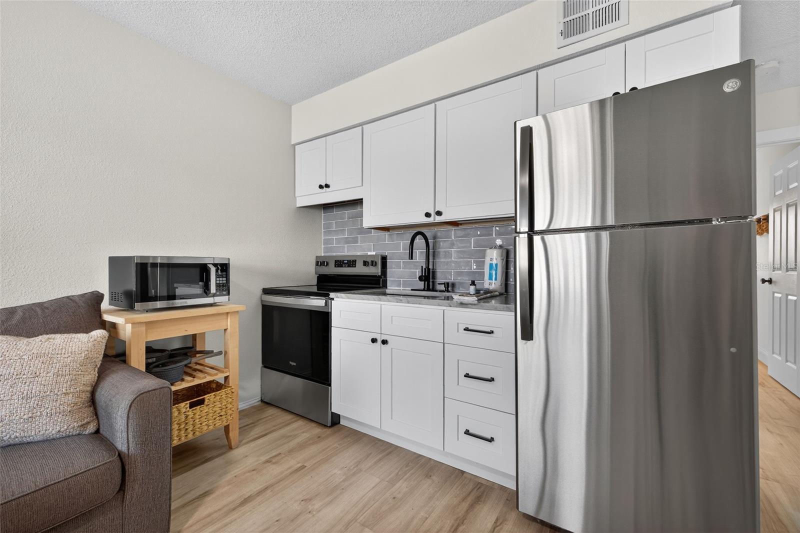 14251 GULF BLVD #5, MADEIRA BEACH, FL — photo 10