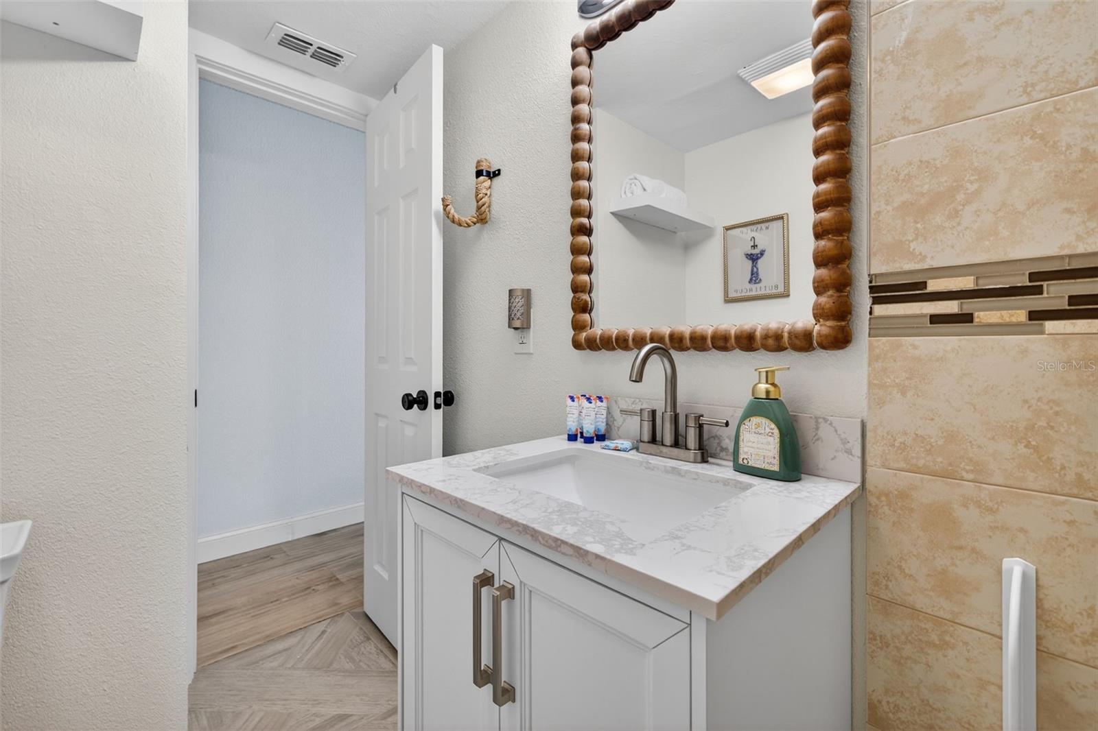 14251 GULF BLVD #5, MADEIRA BEACH, FL — photo 14