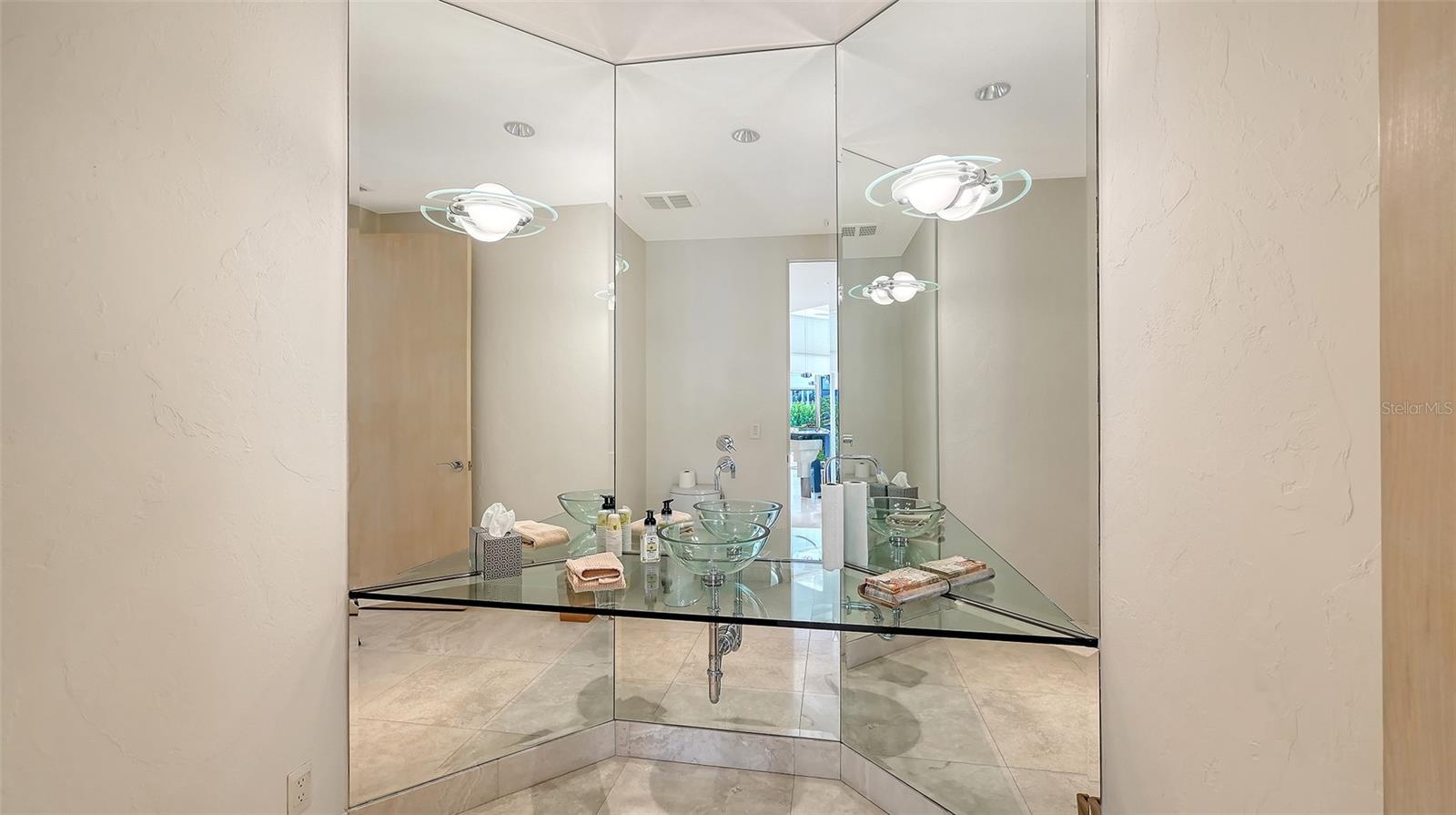 510 HARBOR GATE WAY, LONGBOAT KEY, FL — photo 19