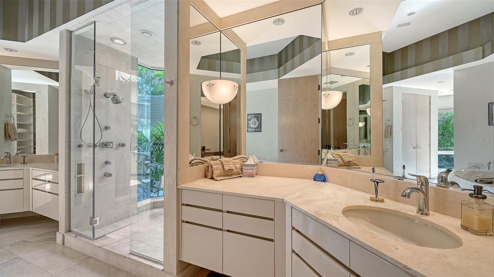 510 HARBOR GATE WAY, LONGBOAT KEY, FL — photo 30