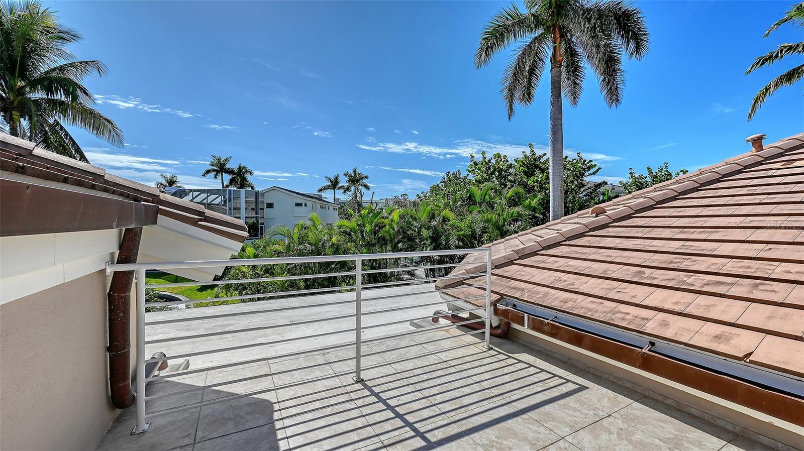 510 HARBOR GATE WAY, LONGBOAT KEY, FL — photo 79