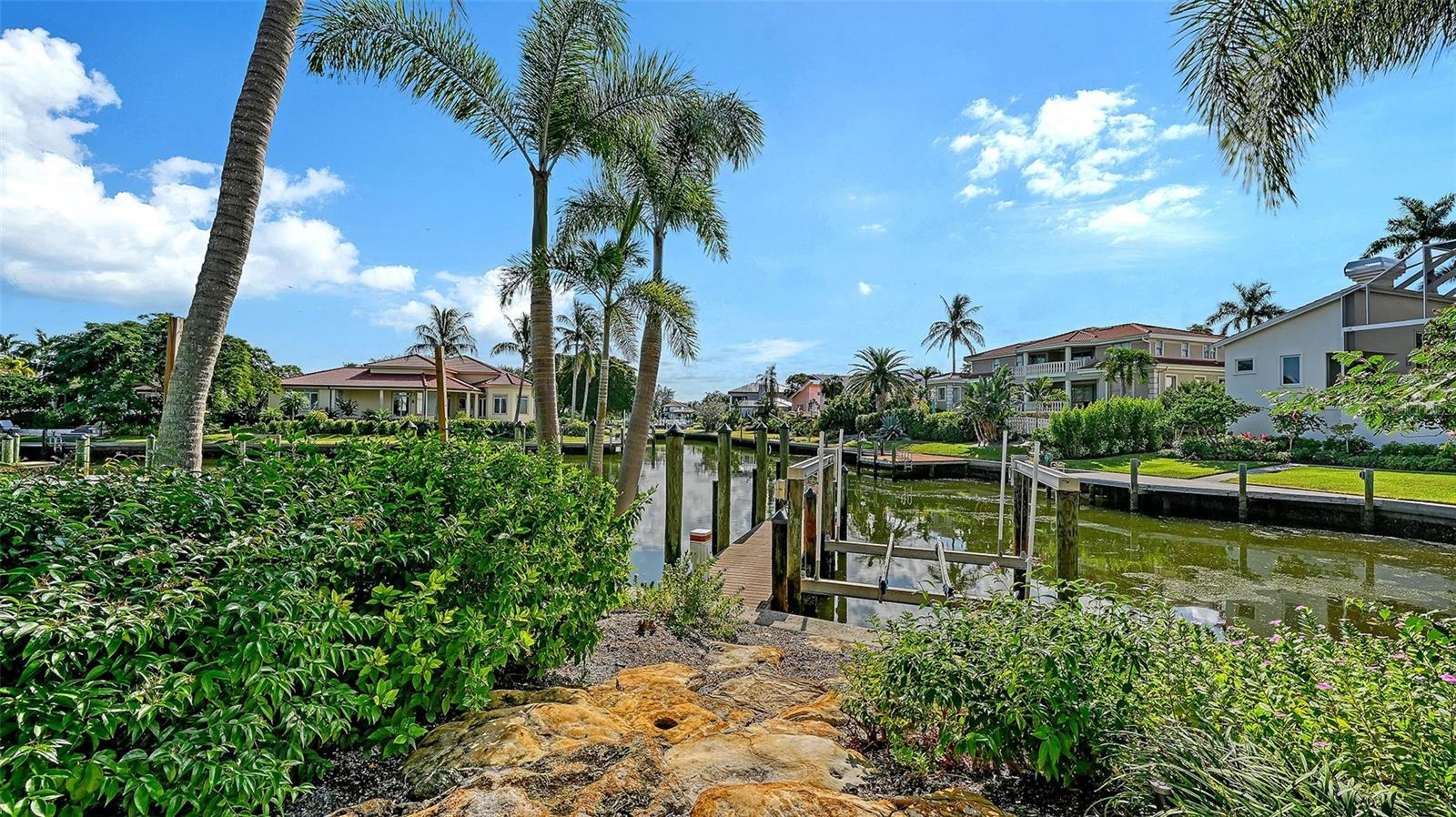 510 HARBOR GATE WAY, LONGBOAT KEY, FL — photo 67