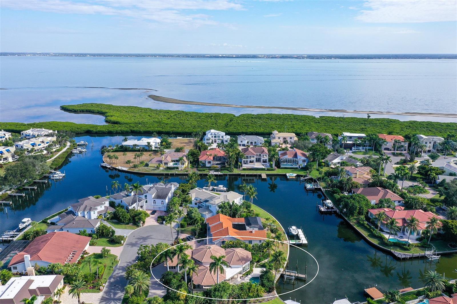 510 HARBOR GATE WAY, LONGBOAT KEY, FL — photo 77
