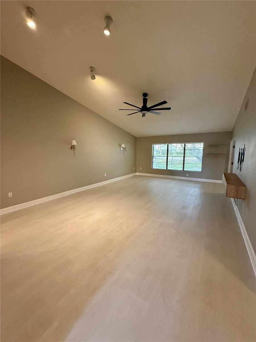1211 CAPRI ISLES BLVD #6, VENICE, FL — photo 9