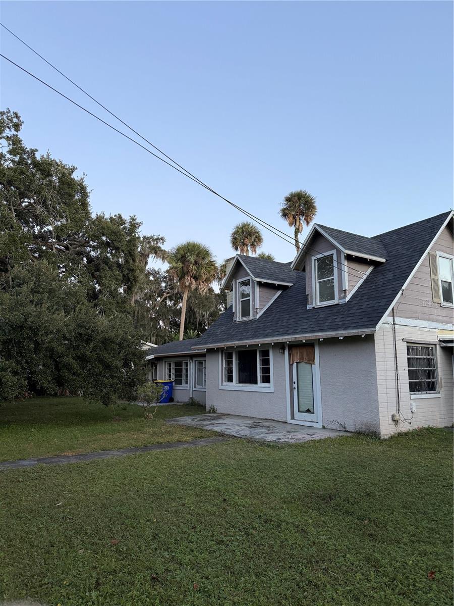 226 WILDWOOD AVE, EDGEWATER, FL