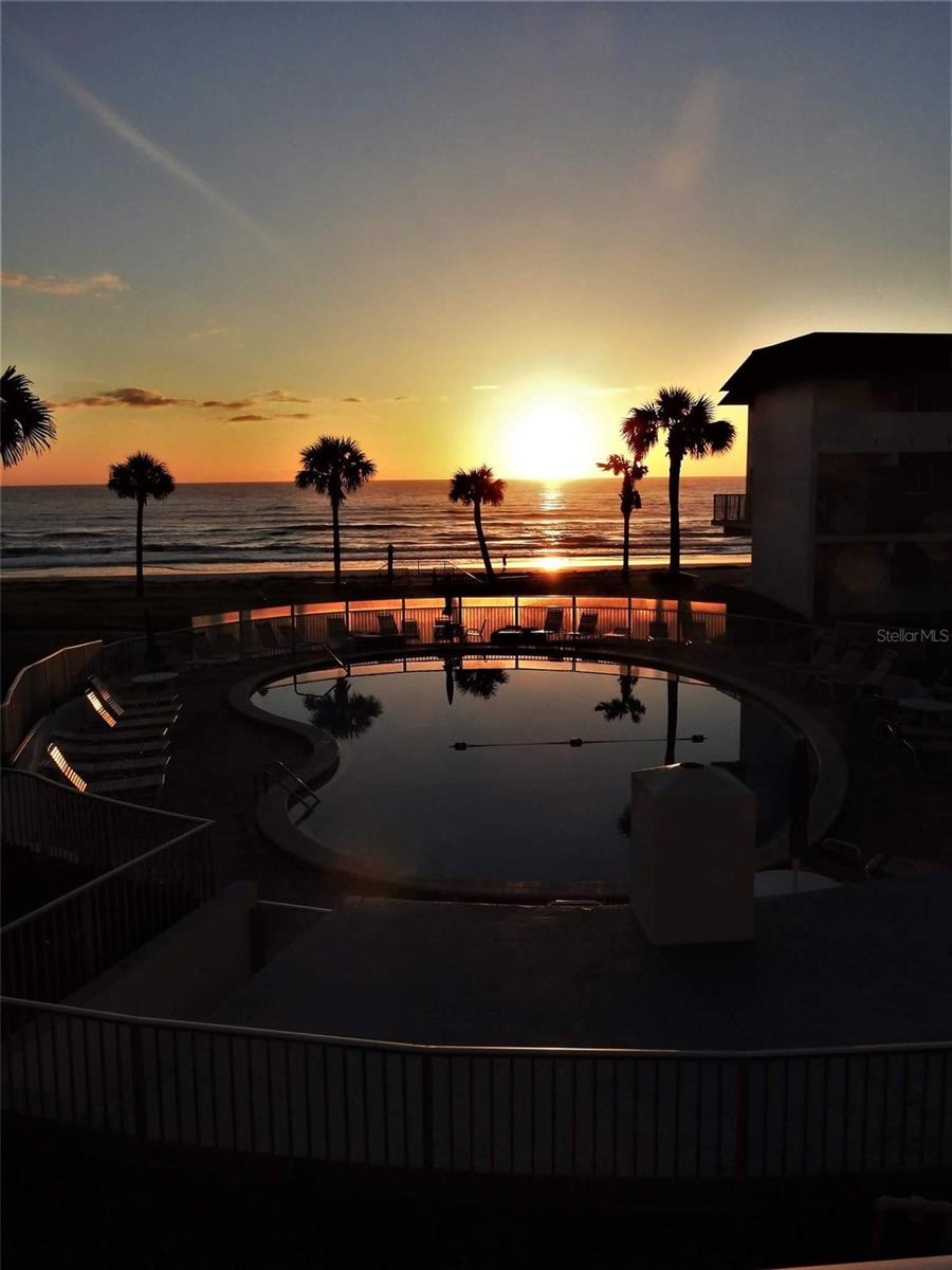 815 OCEAN SHORE BLVD #8B, ORMOND BEACH, FL