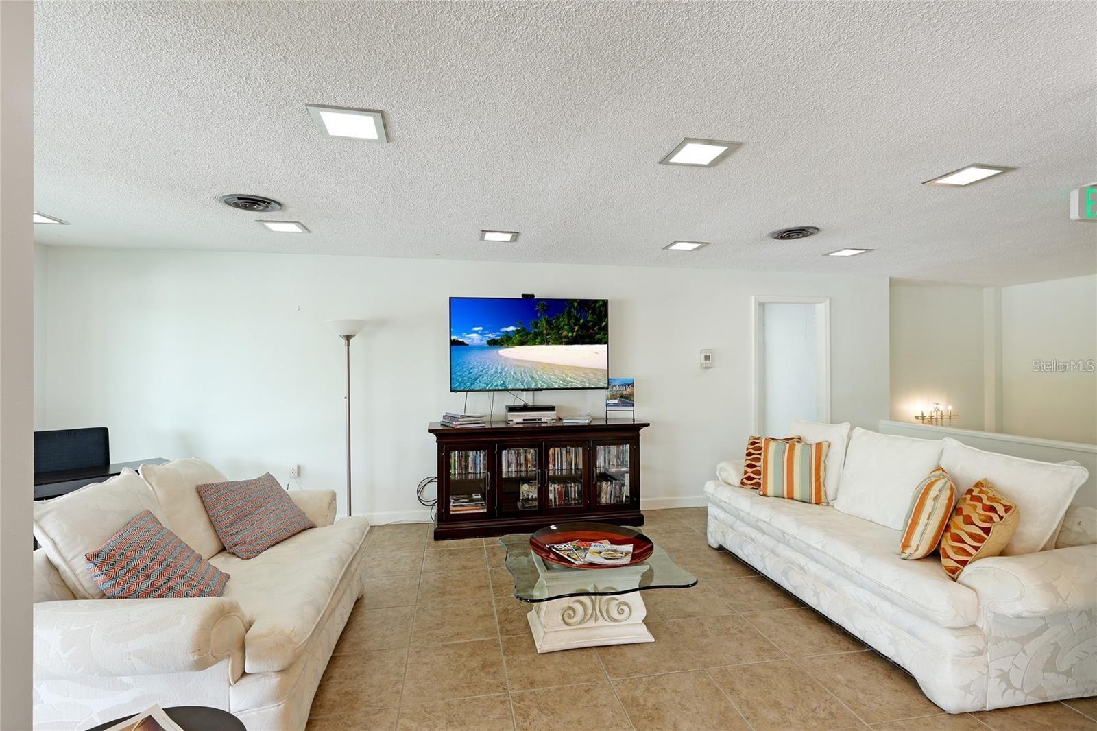 33 S GULFSTREAM AVE #307, SARASOTA, FL — photo 17