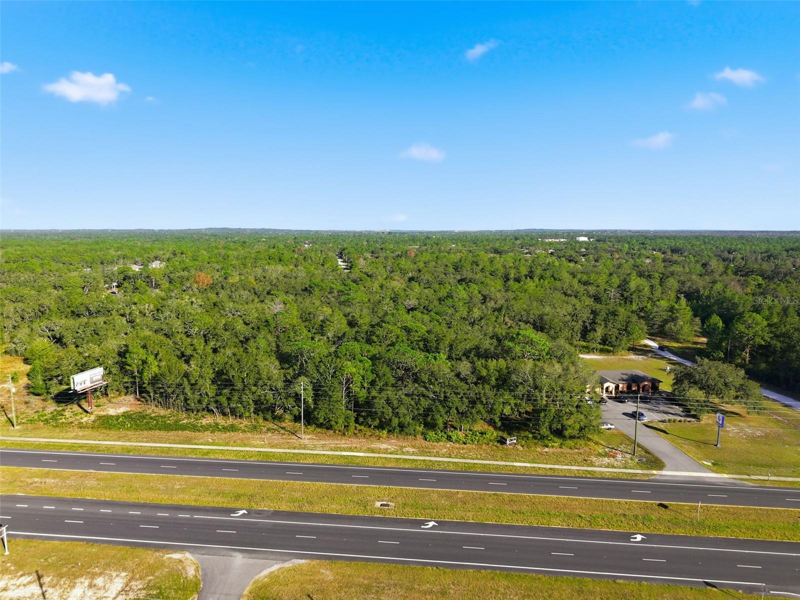 11254 COMMERCIAL WAY, WEEKI WACHEE, FL — photo 10