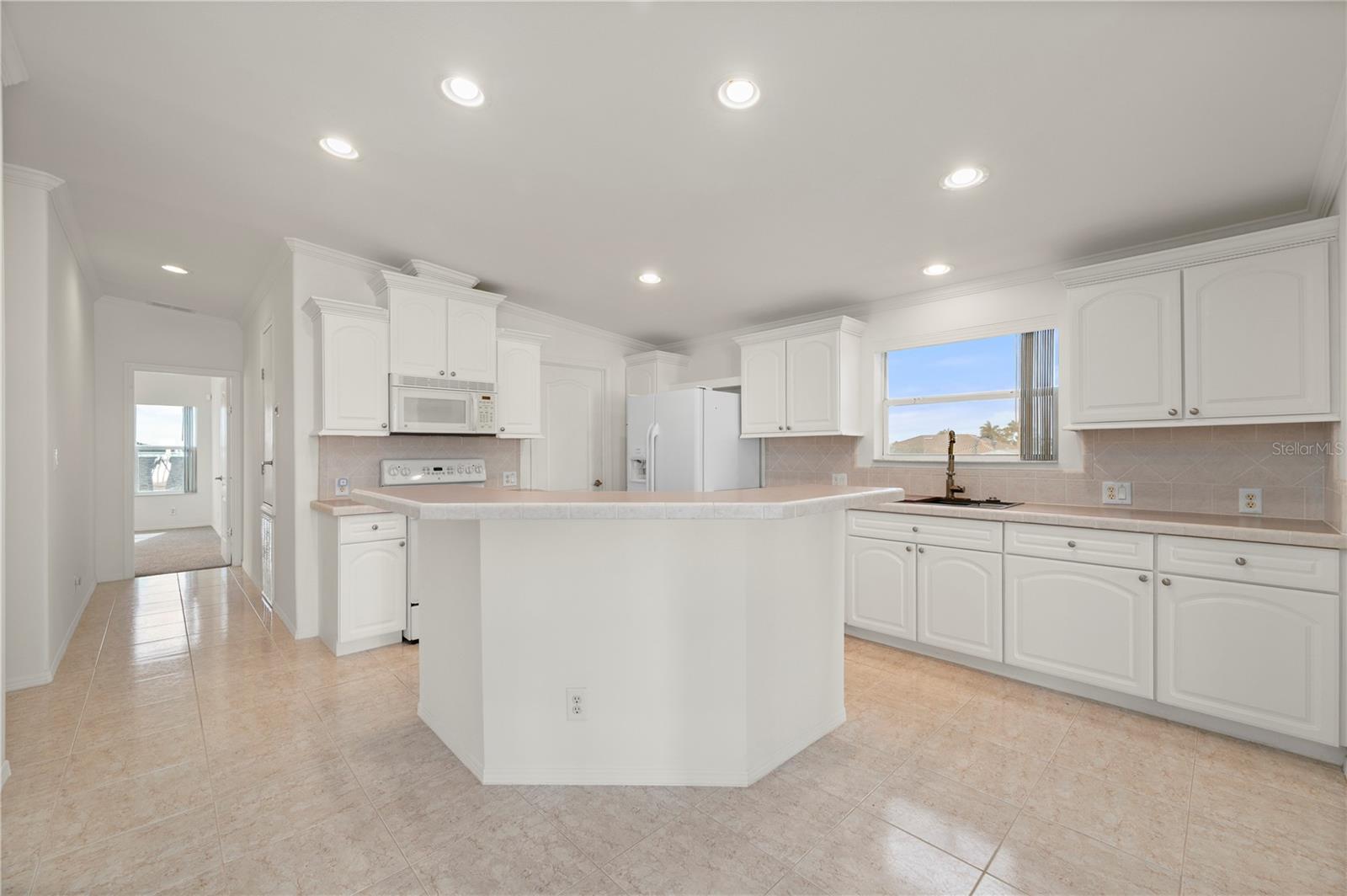 67 WINDMILL BLVD, PUNTA GORDA, FL — photo 12