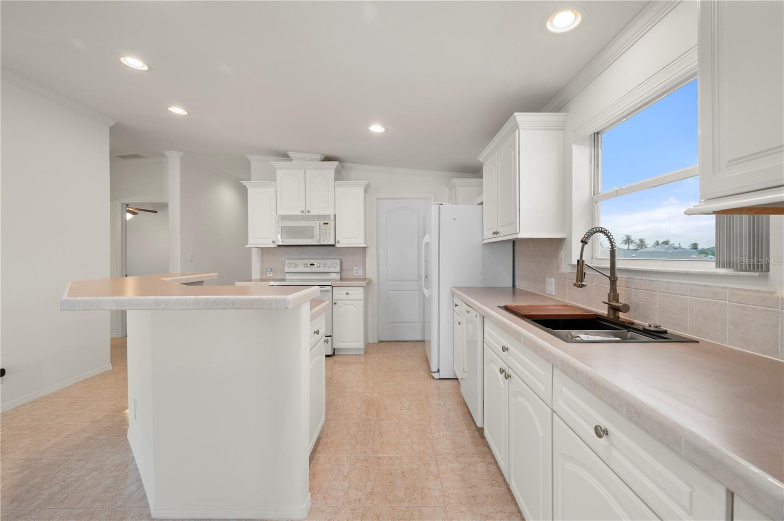67 WINDMILL BLVD, PUNTA GORDA, FL — photo 14